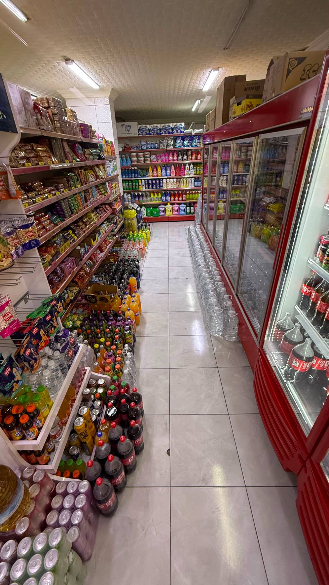 TURGUTLU SATILIK YEDİ EYLÜL MAH MANİSA ESKİ MANİSA YOLU ÜZERİ DEVREN KİRALIK MARKET