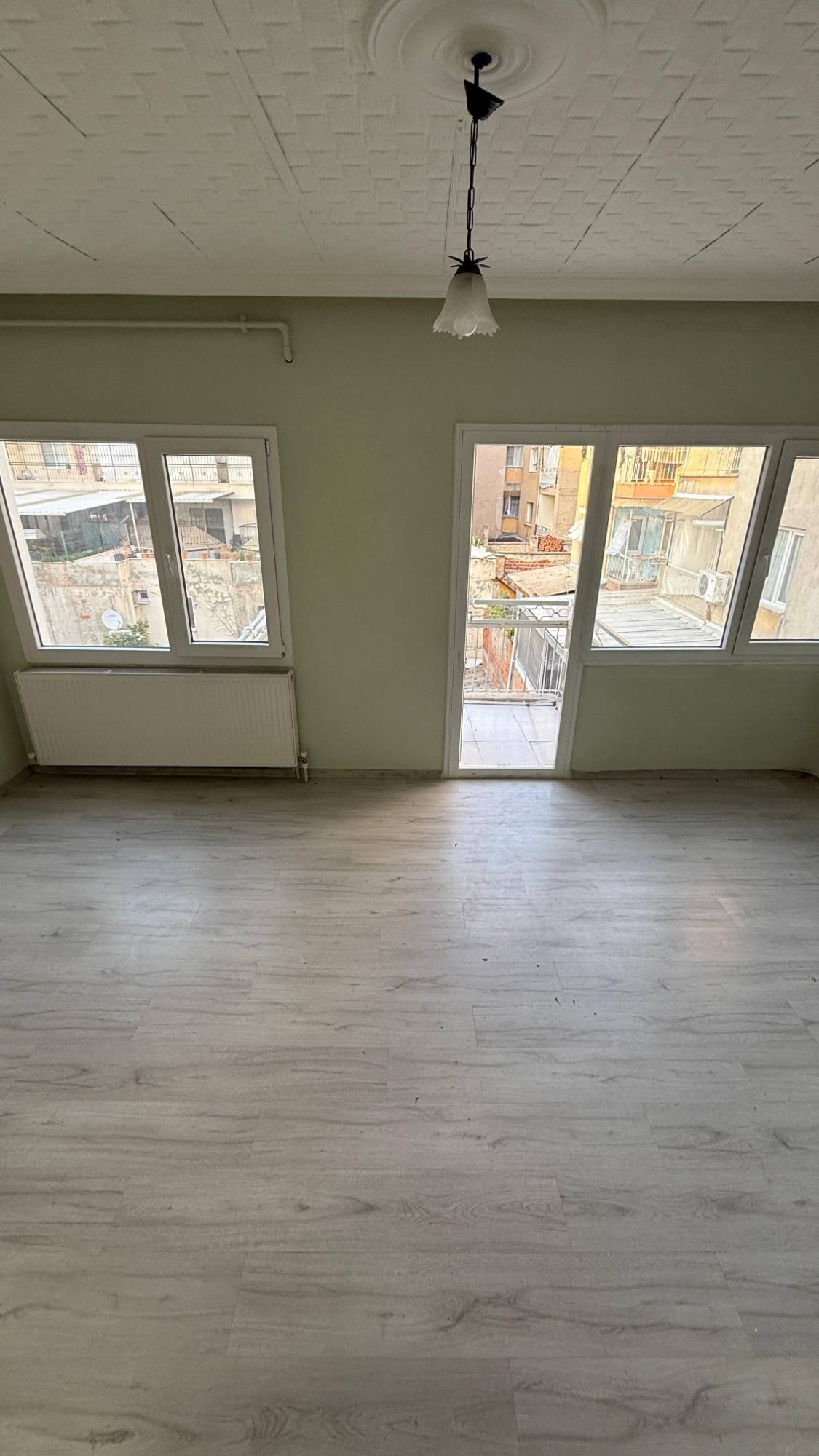 TURGUTLU SATILIK YILMAZLAR MAH 🏠✨ MANİSA ÇARŞI MERKEZİNDE 🏠2+1 DAİRE