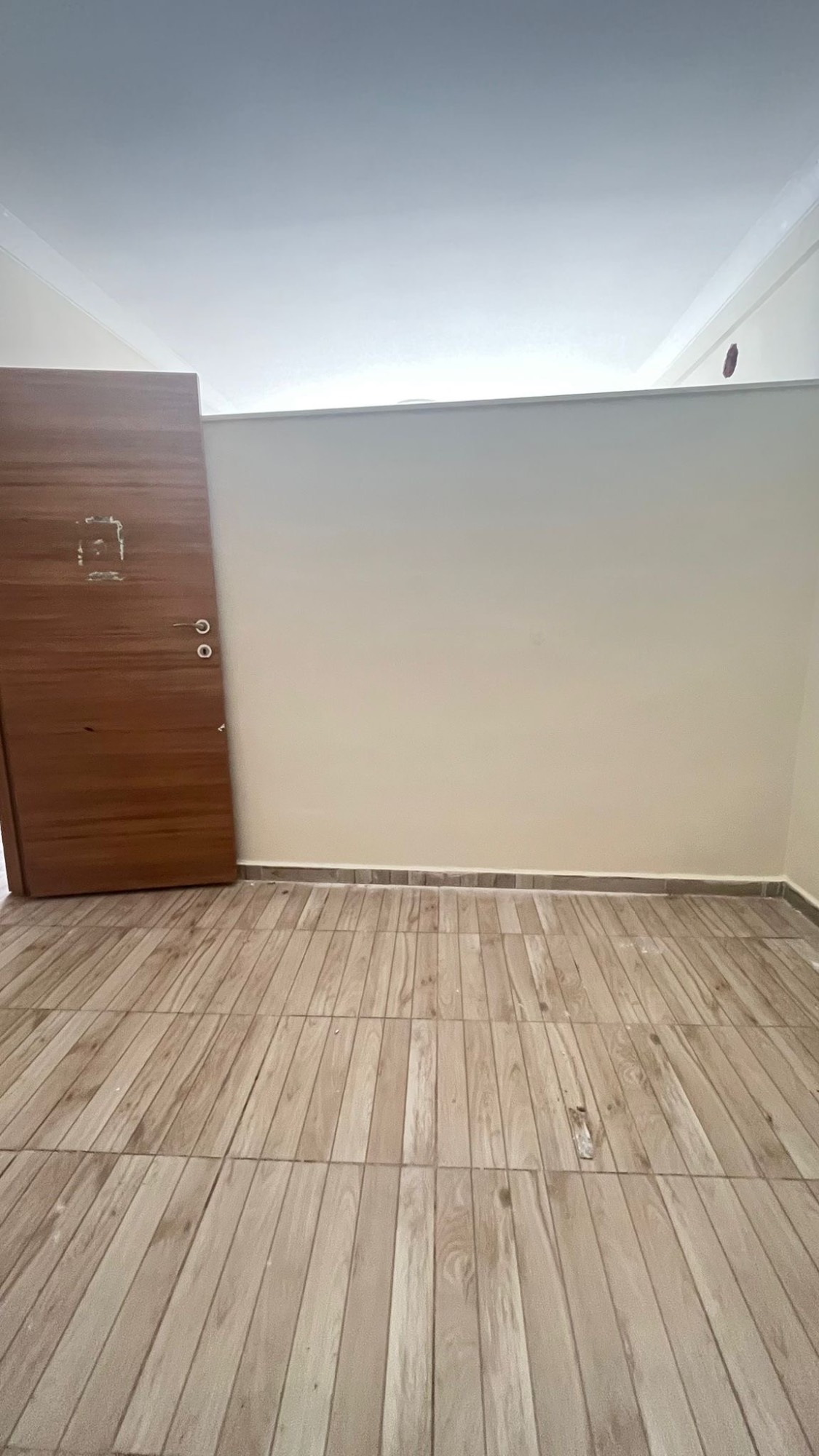 TURGUTLU SATILIK ALBAYRAK MAH 2+1 ÜNİVERSİTE KARŞISI