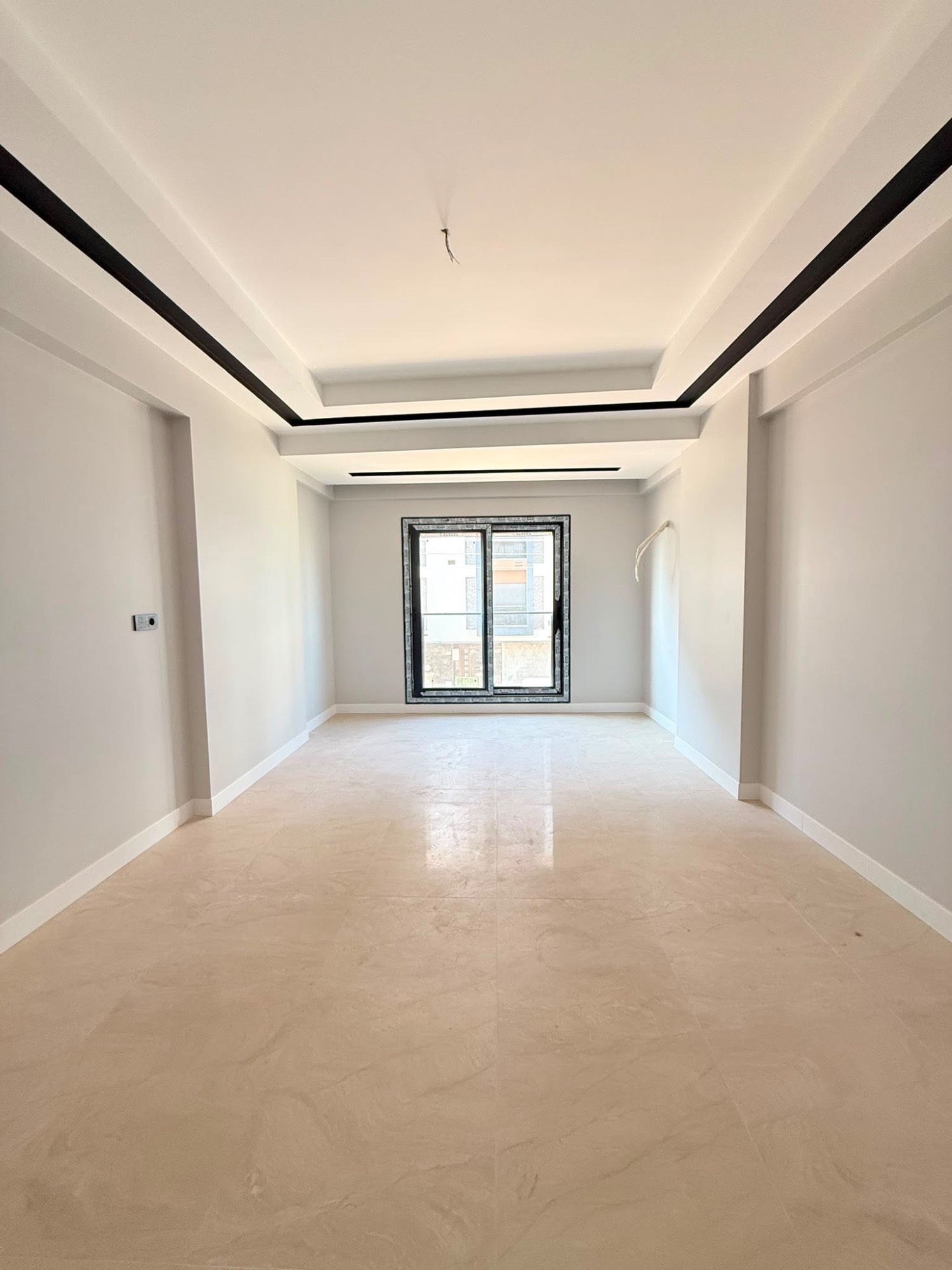 TURGUTLU SATILIK ERGENEKON MAH 95 M2 DAİRE OTOPARKLI ASANSÖRLÜ ALTTAN İSITMALI