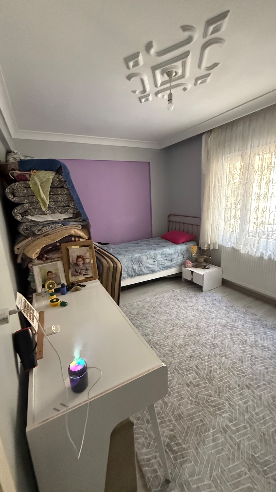 TURGUTLU SATILIK FIRSAT DAİRE BÖLGENİN EN UYGUN FİYATI 2+1 D GAZLI