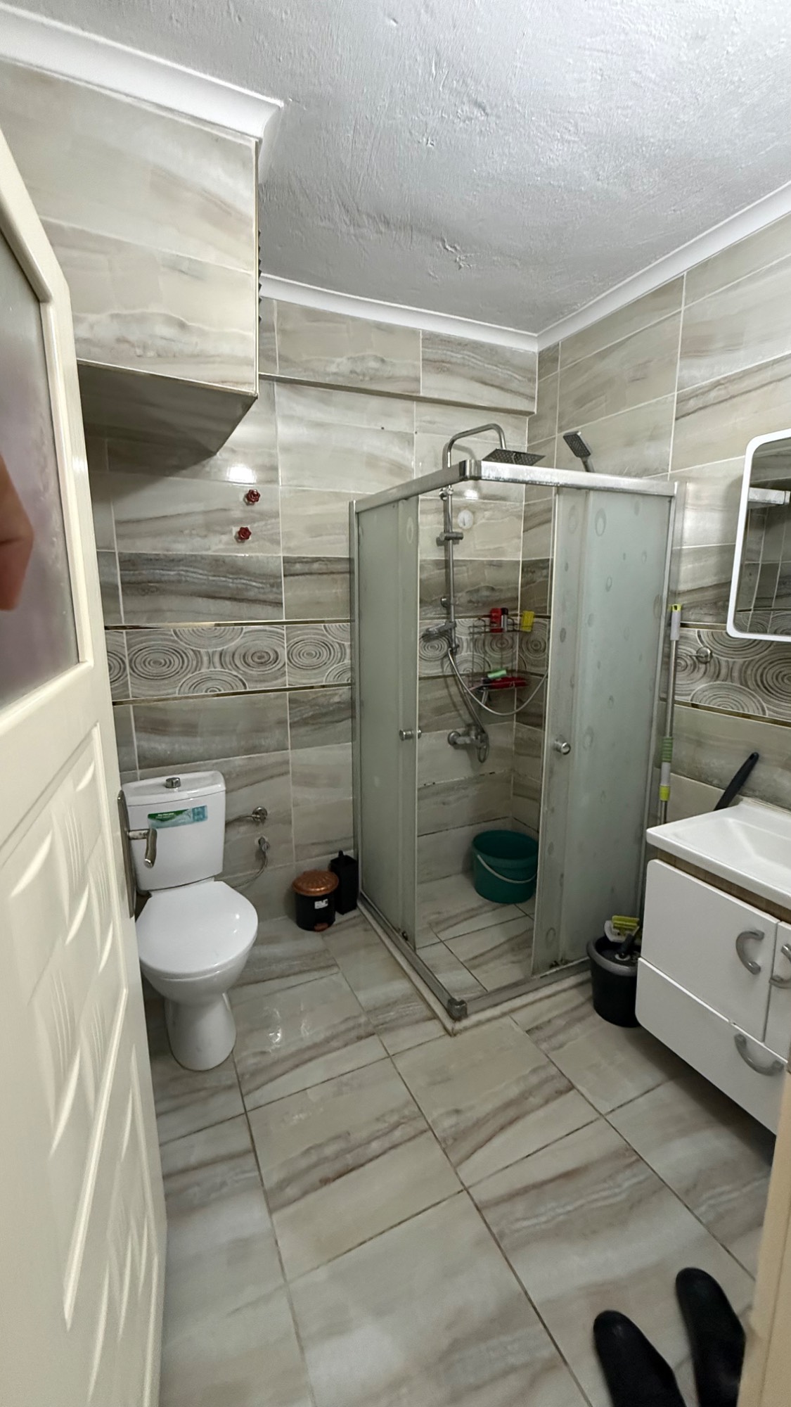 TURGUTLU SATILIK FIRSAT DAİRE BÖLGENİN EN UYGUN FİYATI 2+1 D GAZLI