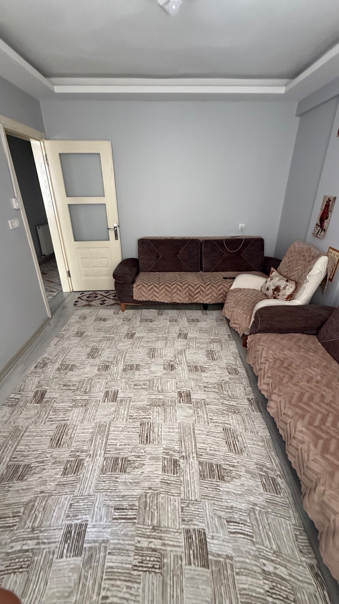 TURGUTLU SATILIK FIRSAT DAİRE BÖLGENİN EN UYGUN FİYATI 2+1 D GAZLI