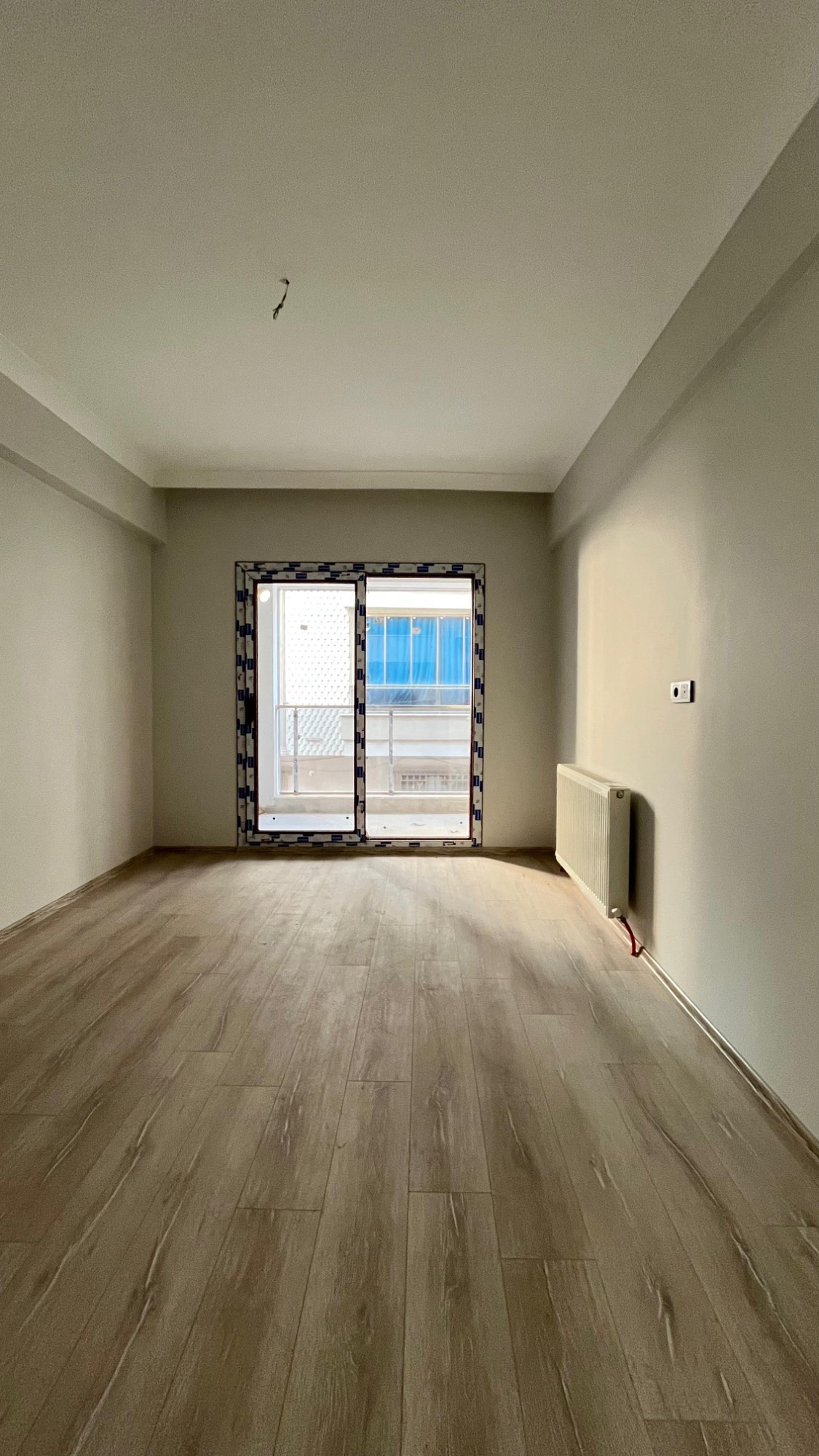 TURGUTLU SATILIK YENİ MAH 3+1 LÜKS DAİRE
