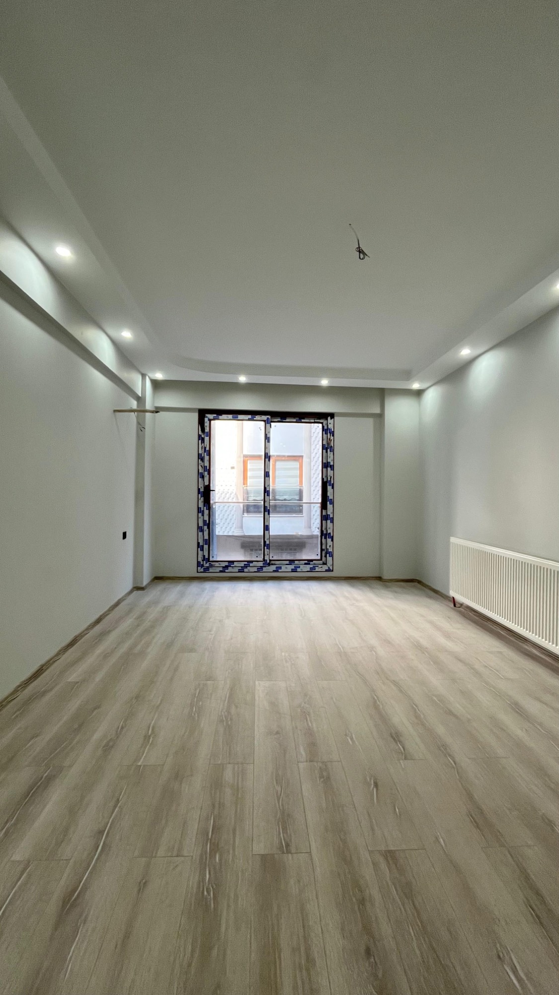 TURGUTLU SATILIK YENİ MAH 3+1 LÜKS DAİRE