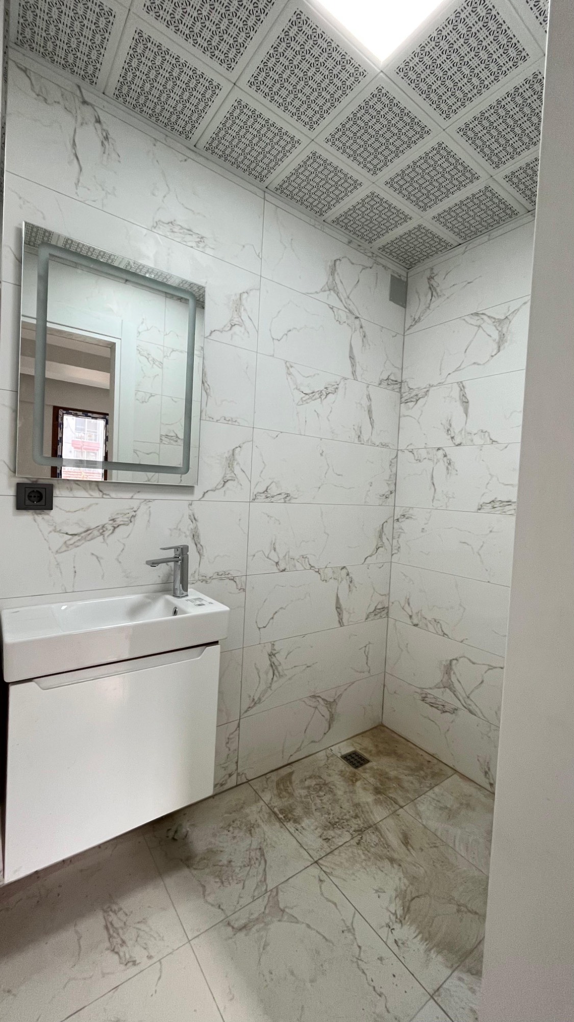 TURGUTLU SATILIK YENİ MAH 3+1 LÜKS DAİRE