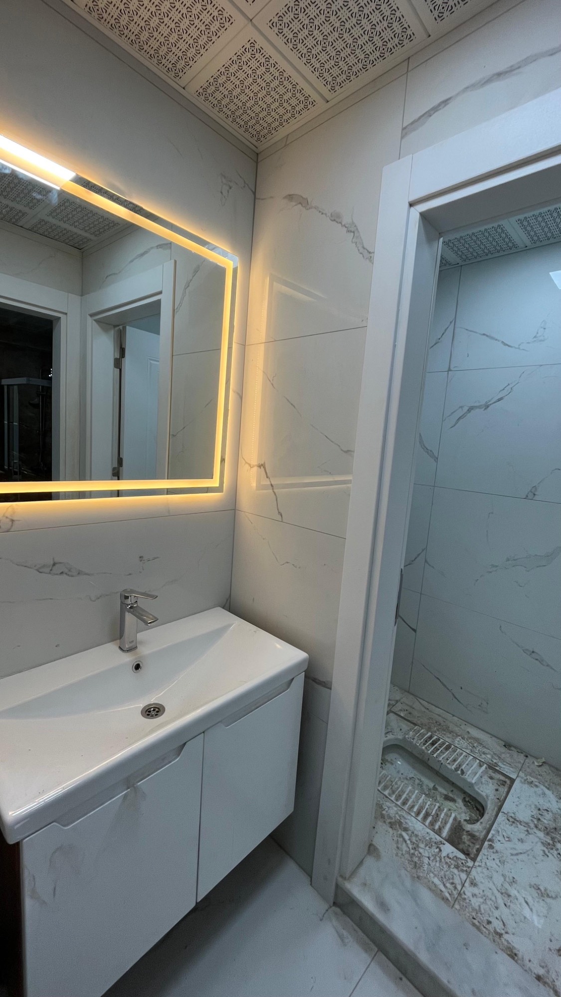 TURGUTLU SATILIK YENİ MAH 3+1 LÜKS DAİRE