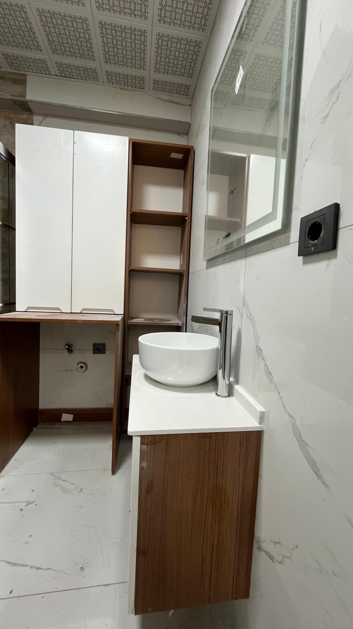 TURGUTLU SATILIK YENİ MAH 3+1 LÜKS DAİRE