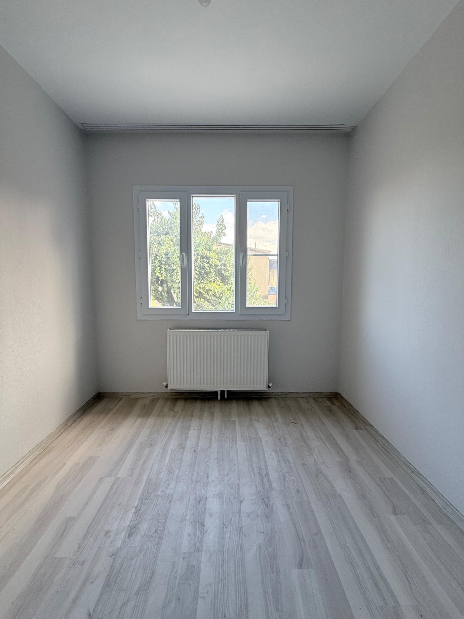 TURGUTLU KİRALIK BOZKURT MAH 3+1 DAİRE