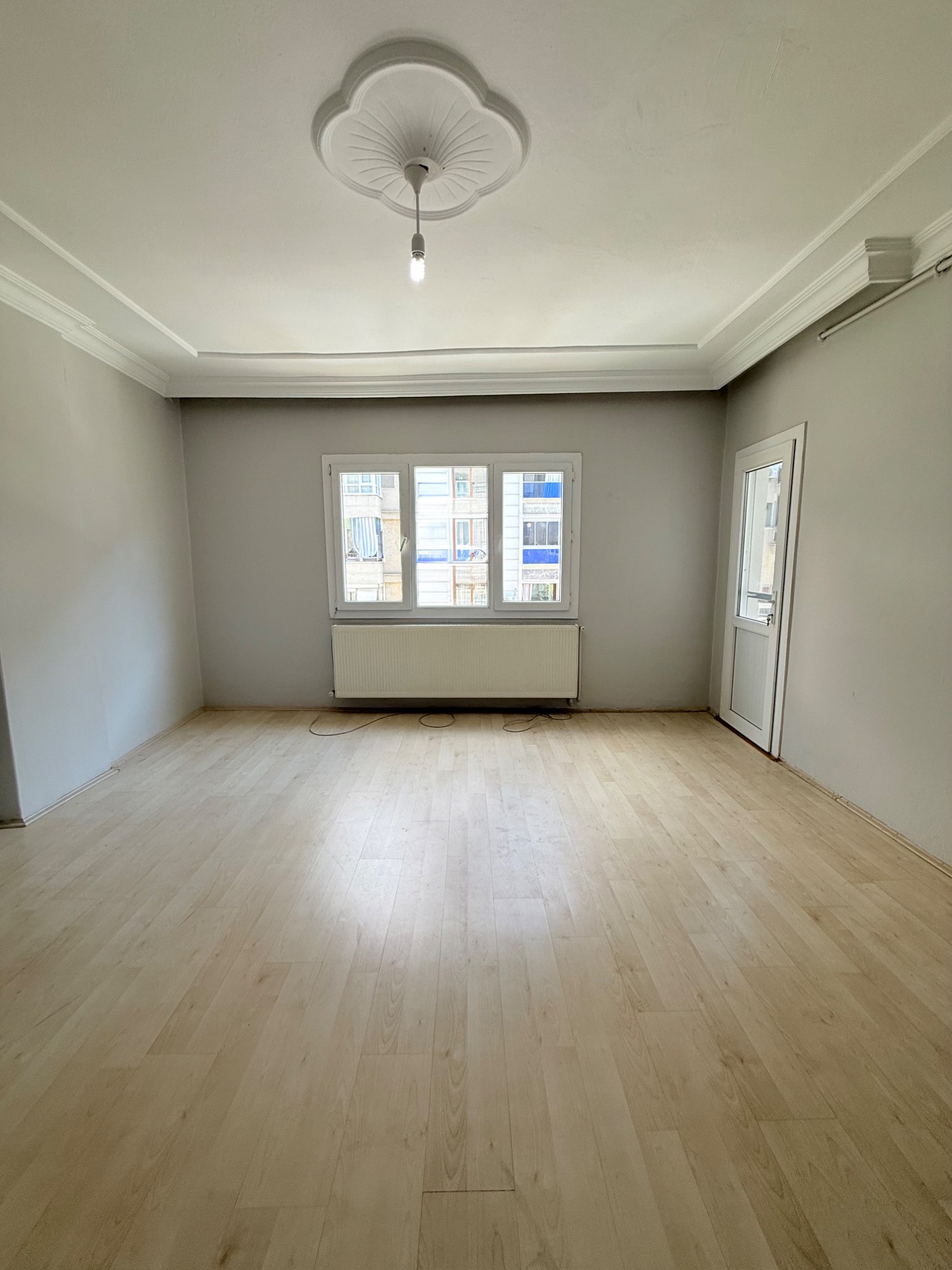 TURGUTLU KİRALIK ŞEHİTLER MAH 3+1 DAİRE