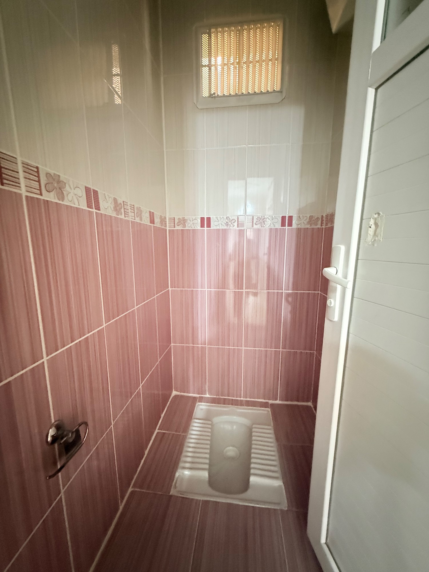 TURGUTLU KİRALIK ŞEHİTLER MAH 3+1 DAİRE