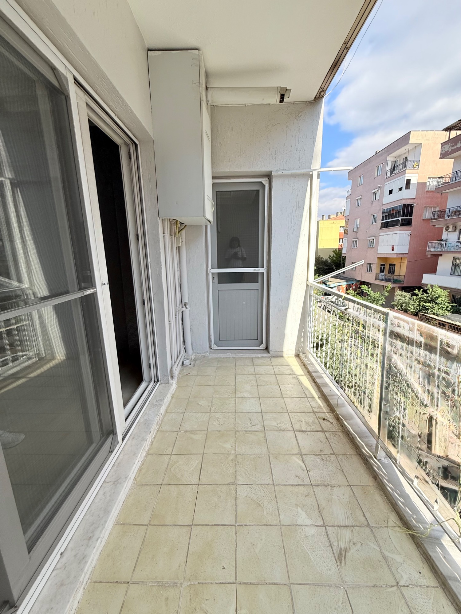 TURGUTLU KİRALIK ŞEHİTLER MAH 3+1 DAİRE