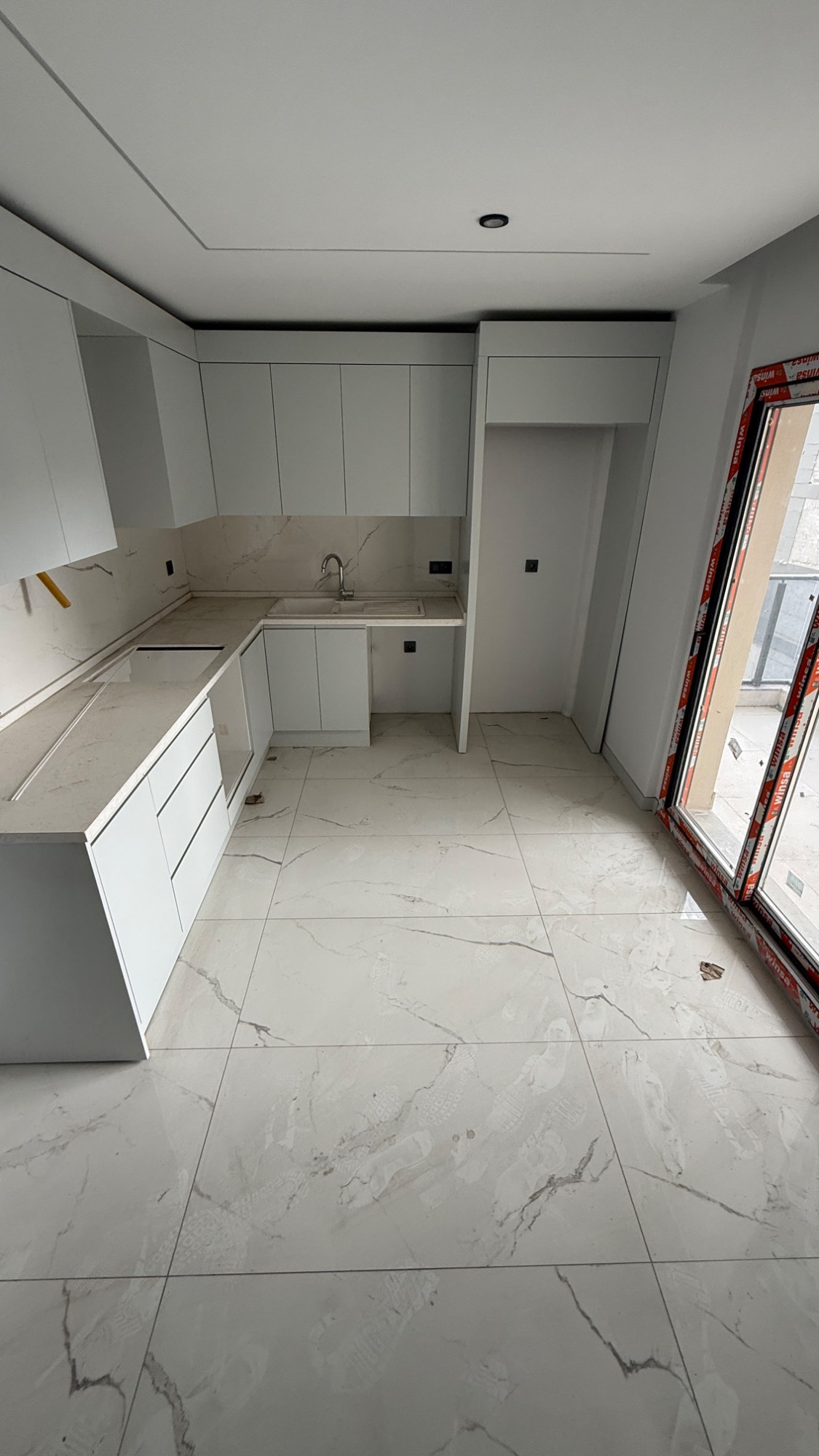 TURGUTLU SATILIK ERGENEKON MAH OTOGAR YAKINI 2+1 SIFIR FIRSAT DAİRE
