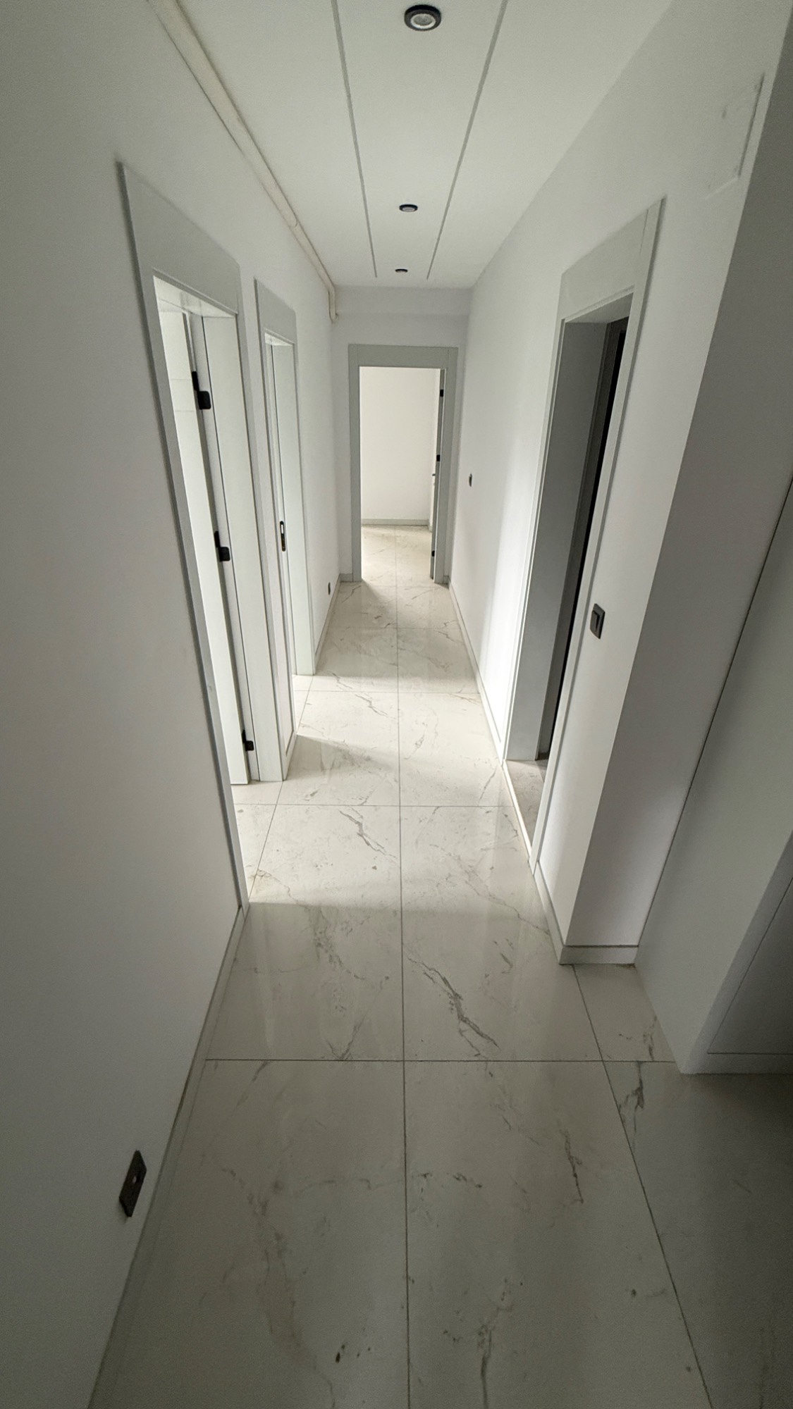 TURGUTLU SATILIK ERGENEKON MAH OTOGAR YAKINI 2+1 SIFIR FIRSAT DAİRE
