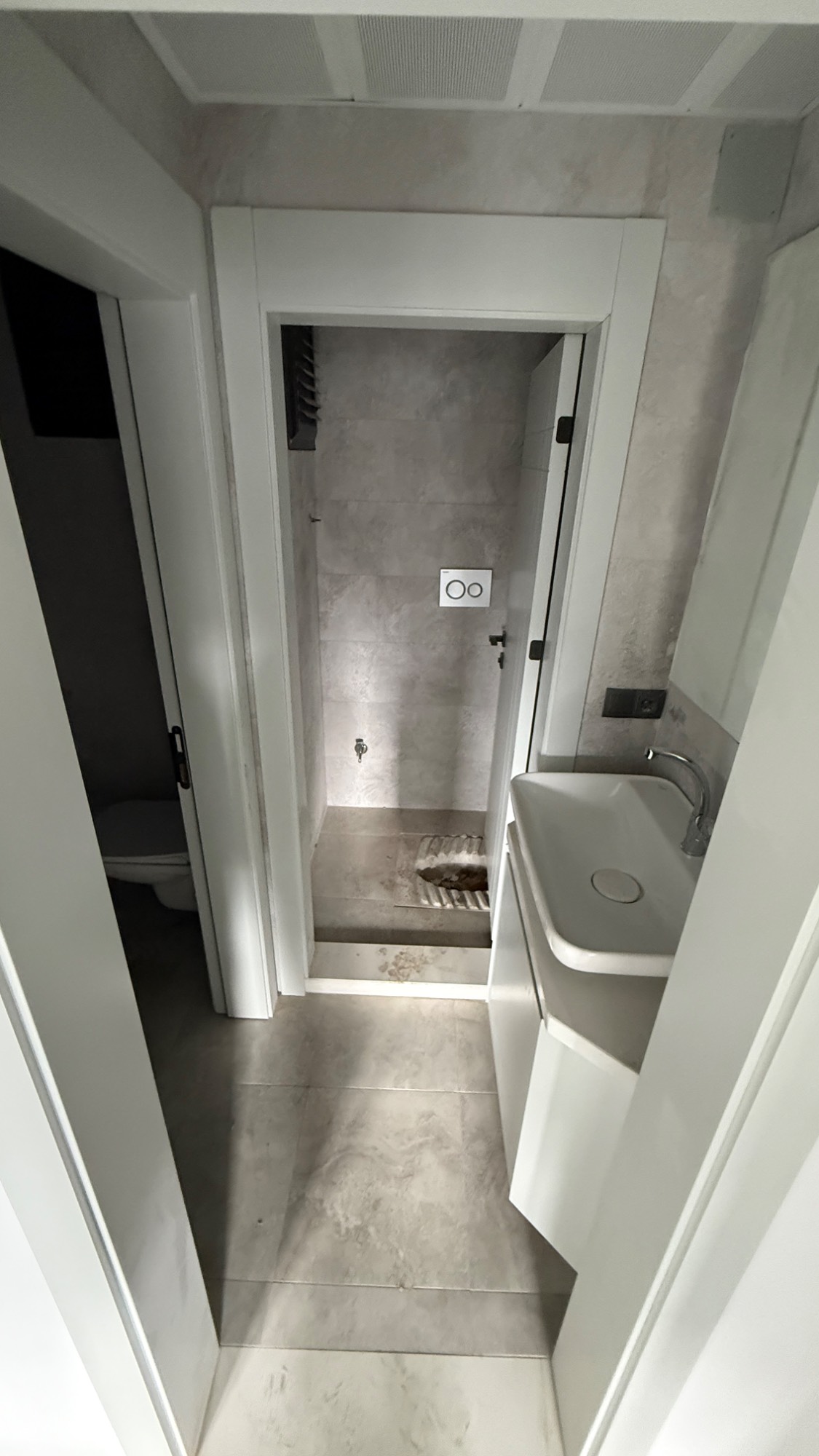 TURGUTLU SATILIK ERGENEKON MAH OTOGAR YAKINI 2+1 SIFIR FIRSAT DAİRE