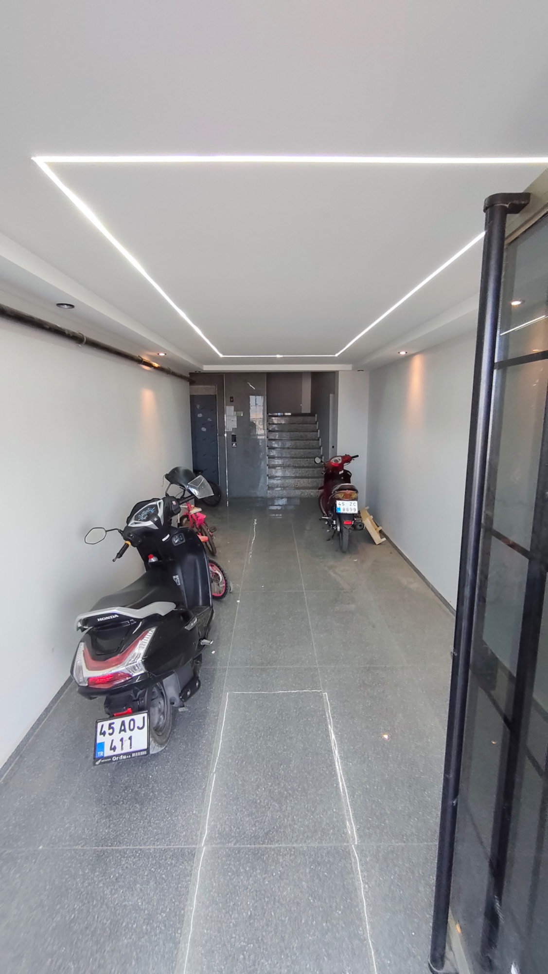 TURGUTLU SATILIK ERGENEKON MAH OTOGAR YAKINI 2+1 SIFIR FIRSAT DAİRE