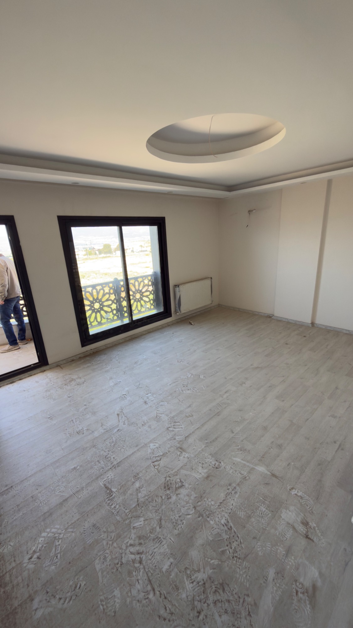 TURGUTLU SATILIK ERGENEKON MAH FIRSAT 3+1 ARA KAT SIFIR DAİRE