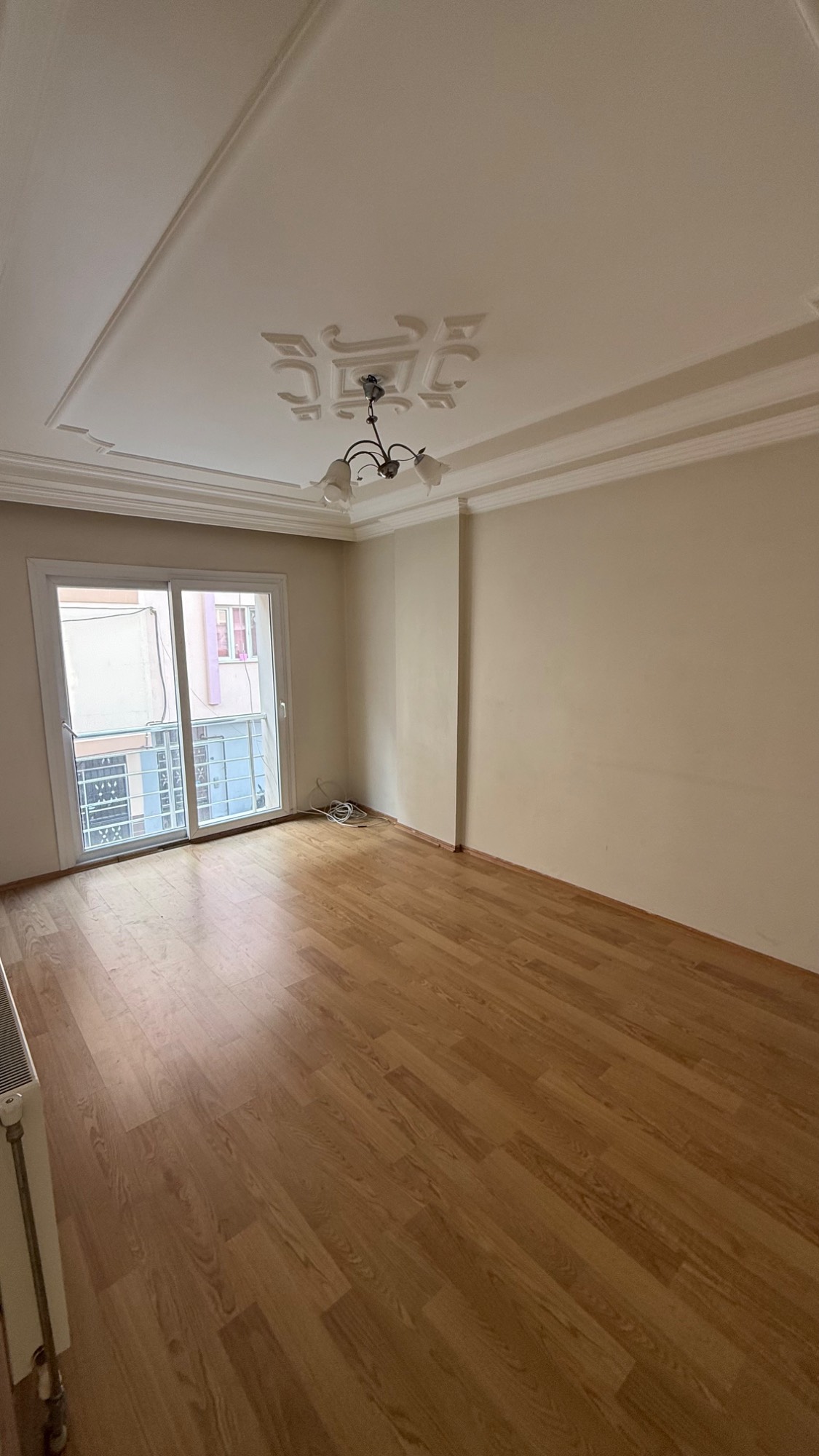TURGUTLU SATILIK YILDIRIM MAH ACİL 3+1 ALANKUYU CİVARI ARA KAT DAİRE