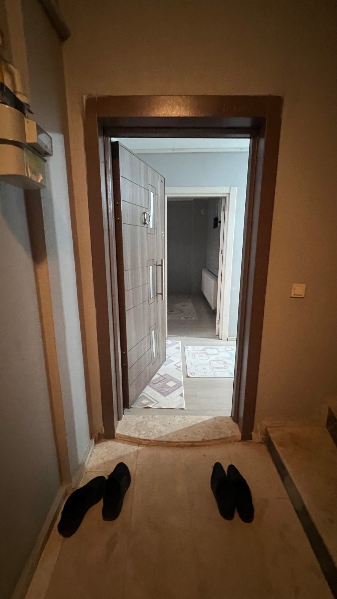 TURGUTLU SATILIK YİĞİTLER MAH 3+1 DOĞALGAZLI DAİRE