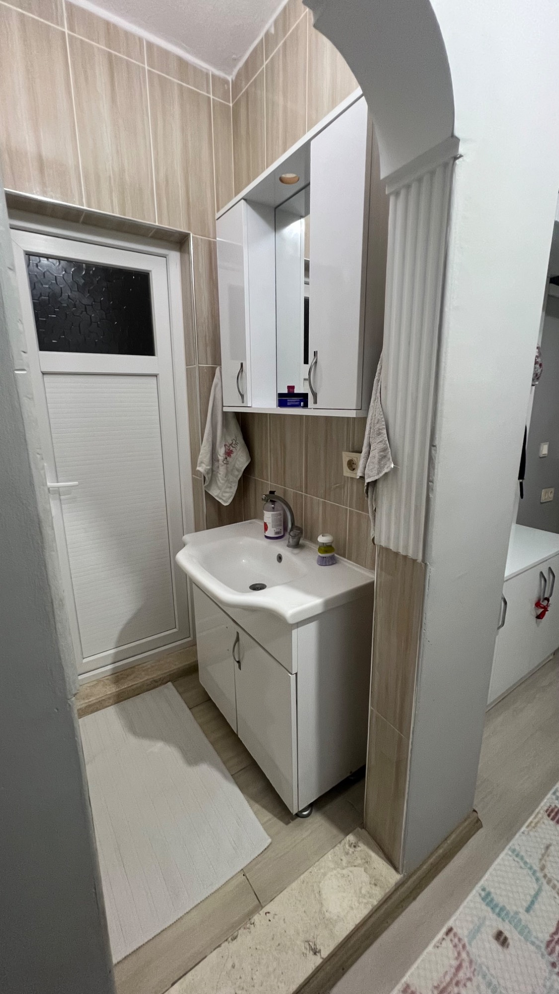 TURGUTLU SATILIK YİĞİTLER MAH 3+1 DOĞALGAZLI DAİRE