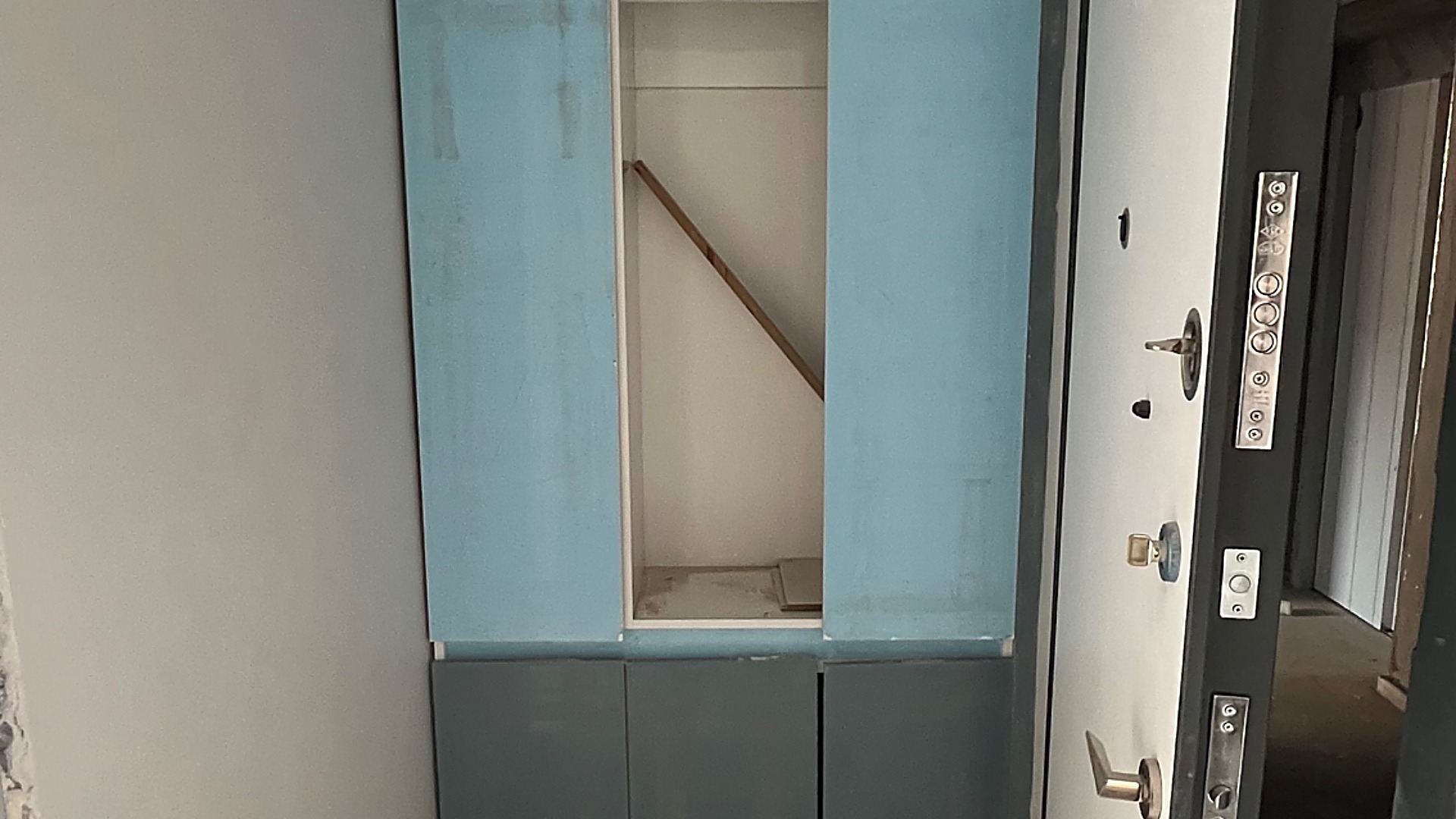 YİĞİTLER MAHALLESİ OTOPARKLI ASANSÖRLÜ 3+1