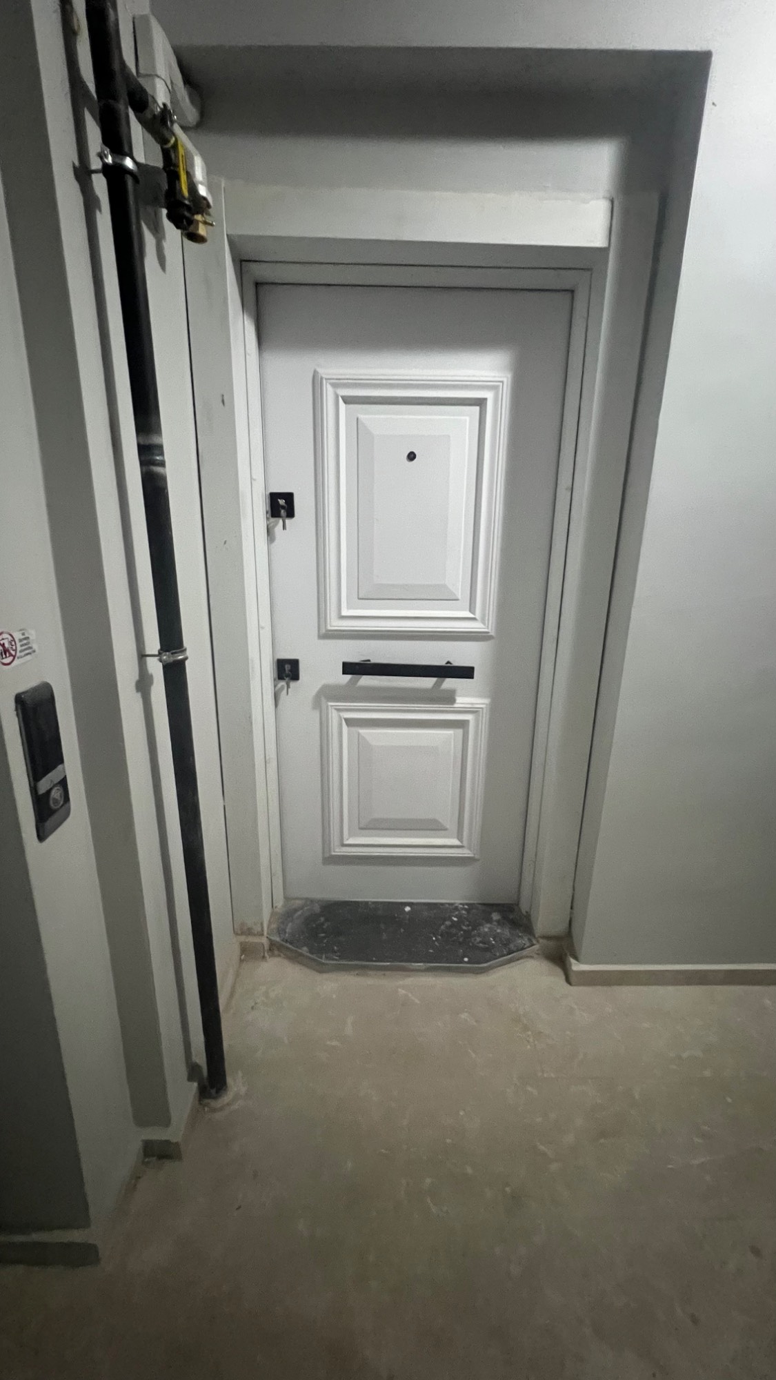 TURGUTLU SATILIK YENİ MAH OTOPARKLI ASANSÖRLÜ 3+1 DAİRE