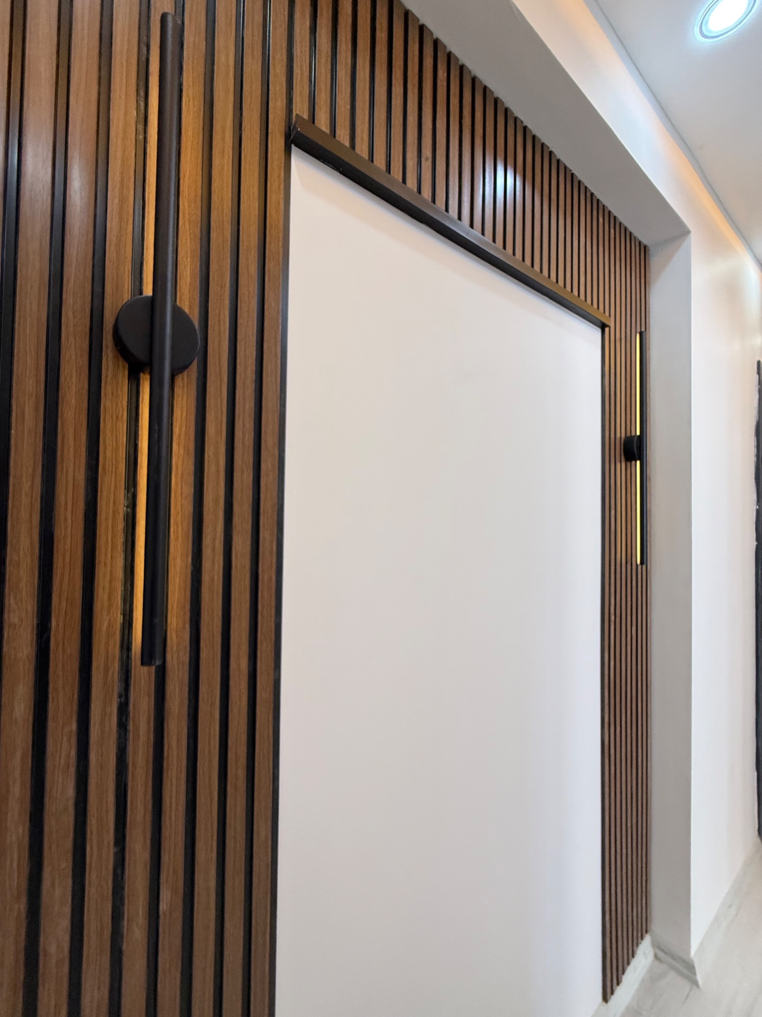 TURGUTLU SATILIK TURGUTLAR MAH 2+1 LÜKS DAİRE