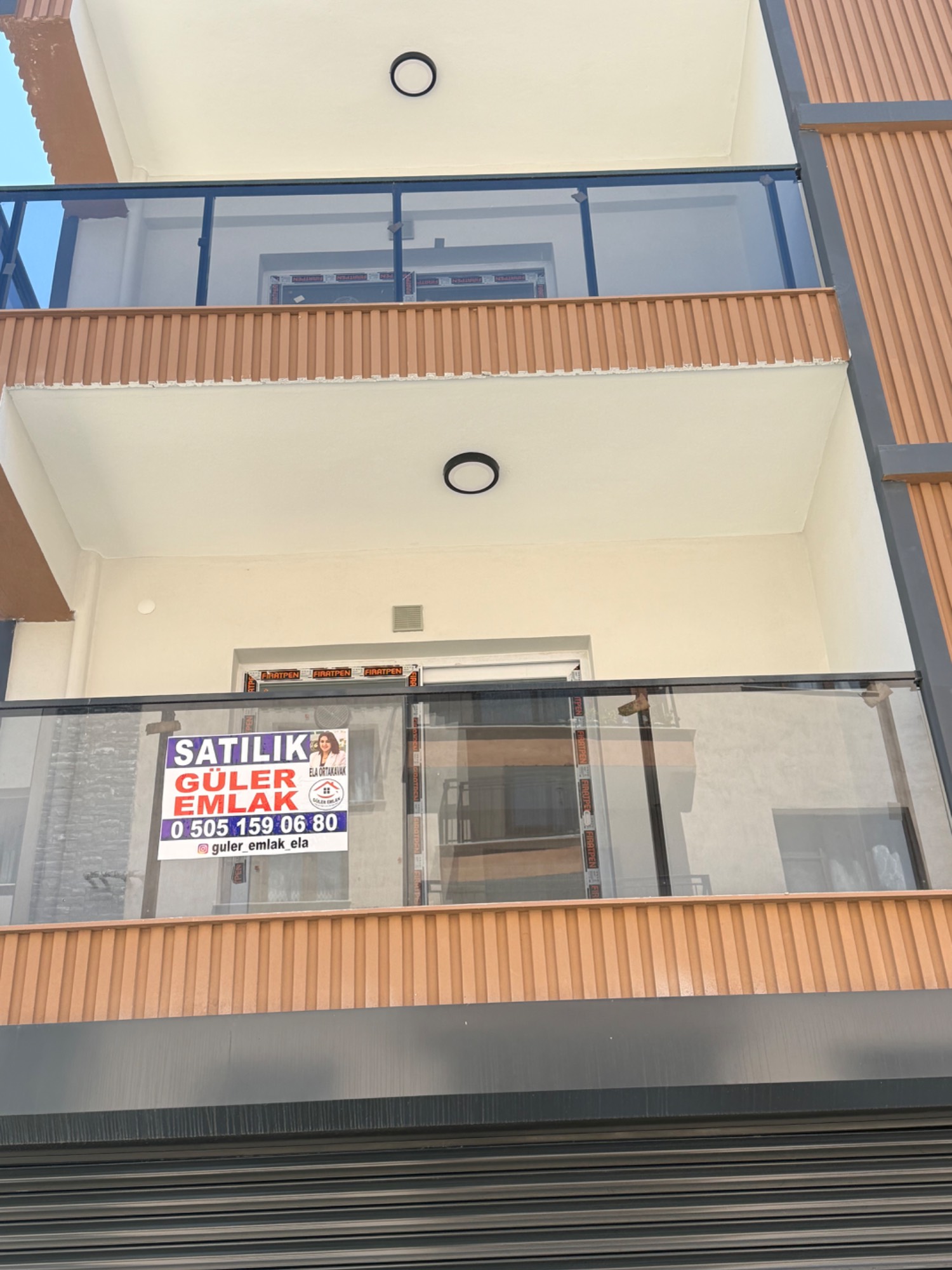 TURGUTLU SATILIK TURGUTLAR MAH 2+1 LÜKS DAİRE