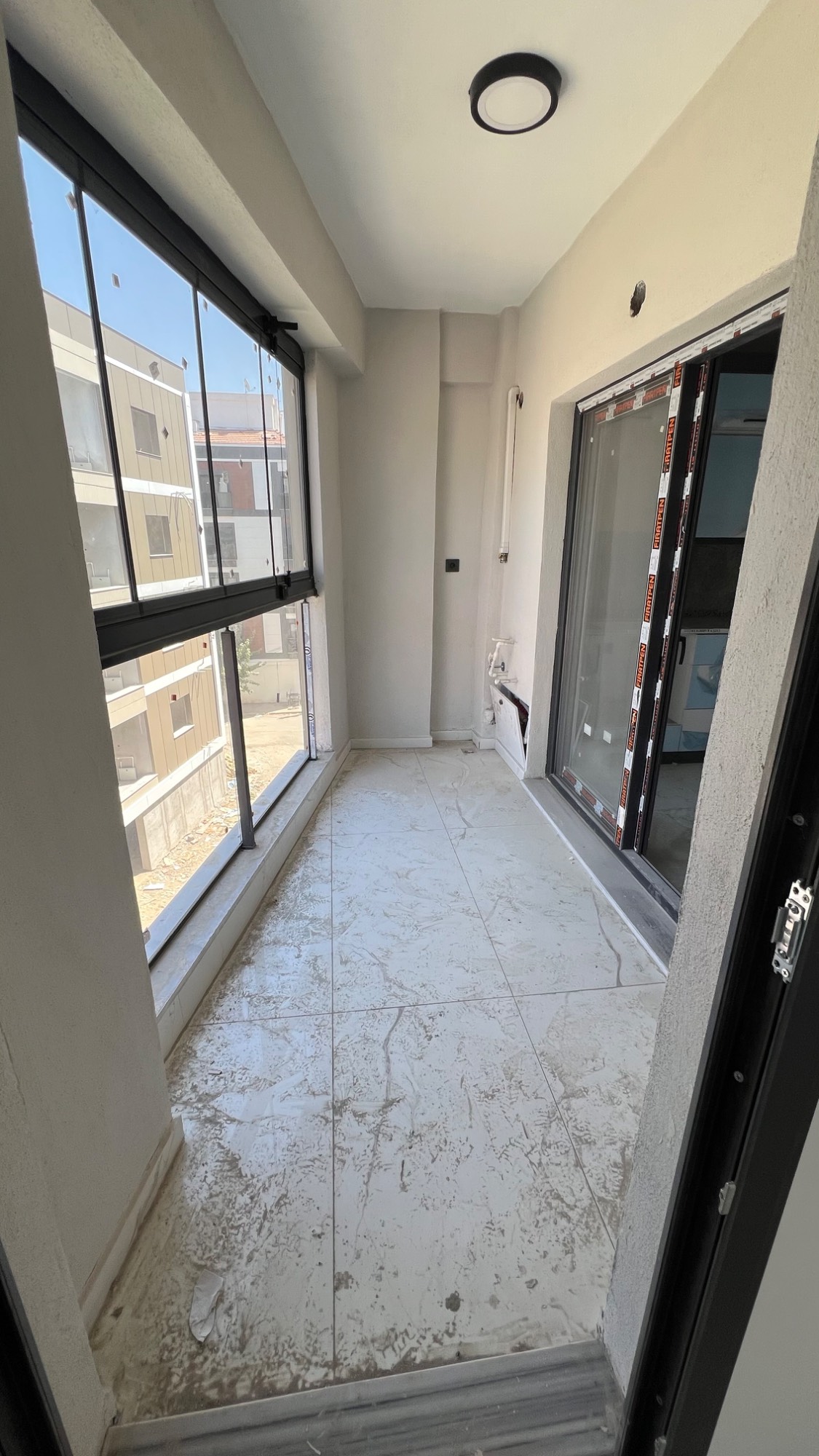 TURGUTLU SATILIK YENİ MAH 147 M² ALTTAN ISITMALI ARA KAT 3+1 DAİRE