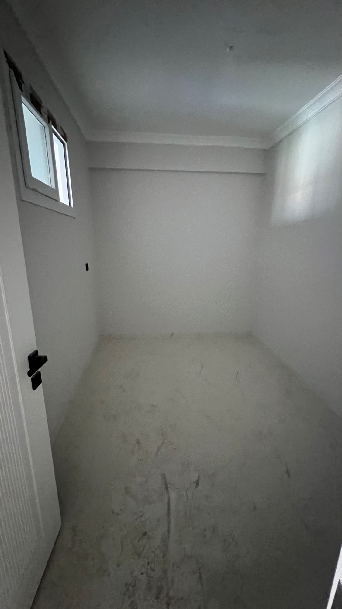 TURGUTLU SATILIK YENİ MAH 147 M² ALTTAN ISITMALI ARA KAT 3+1 DAİRE