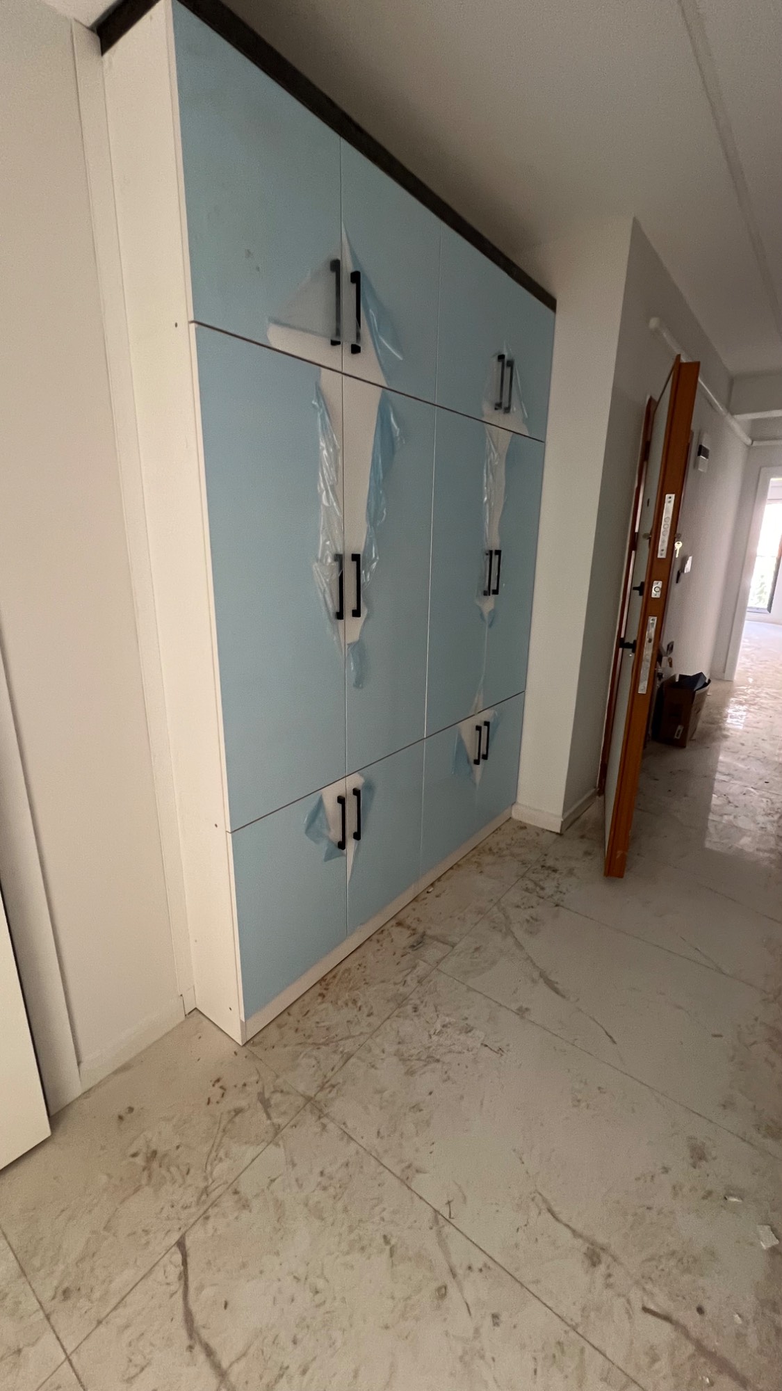 TURGUTLU SATILIK YENİ MAH 147 M² ALTTAN ISITMALI ARA KAT 3+1 DAİRE