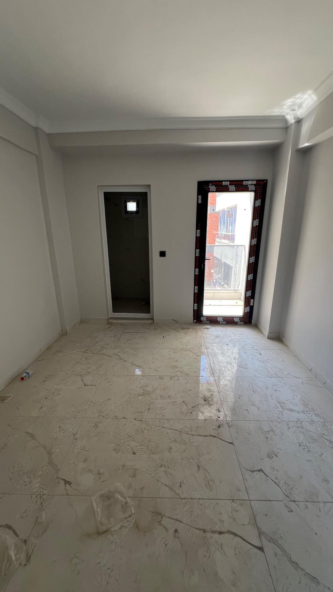 TURGUTLU SATILIK YENİ MAH 147 M² ALTTAN ISITMALI ARA KAT 3+1 DAİRE