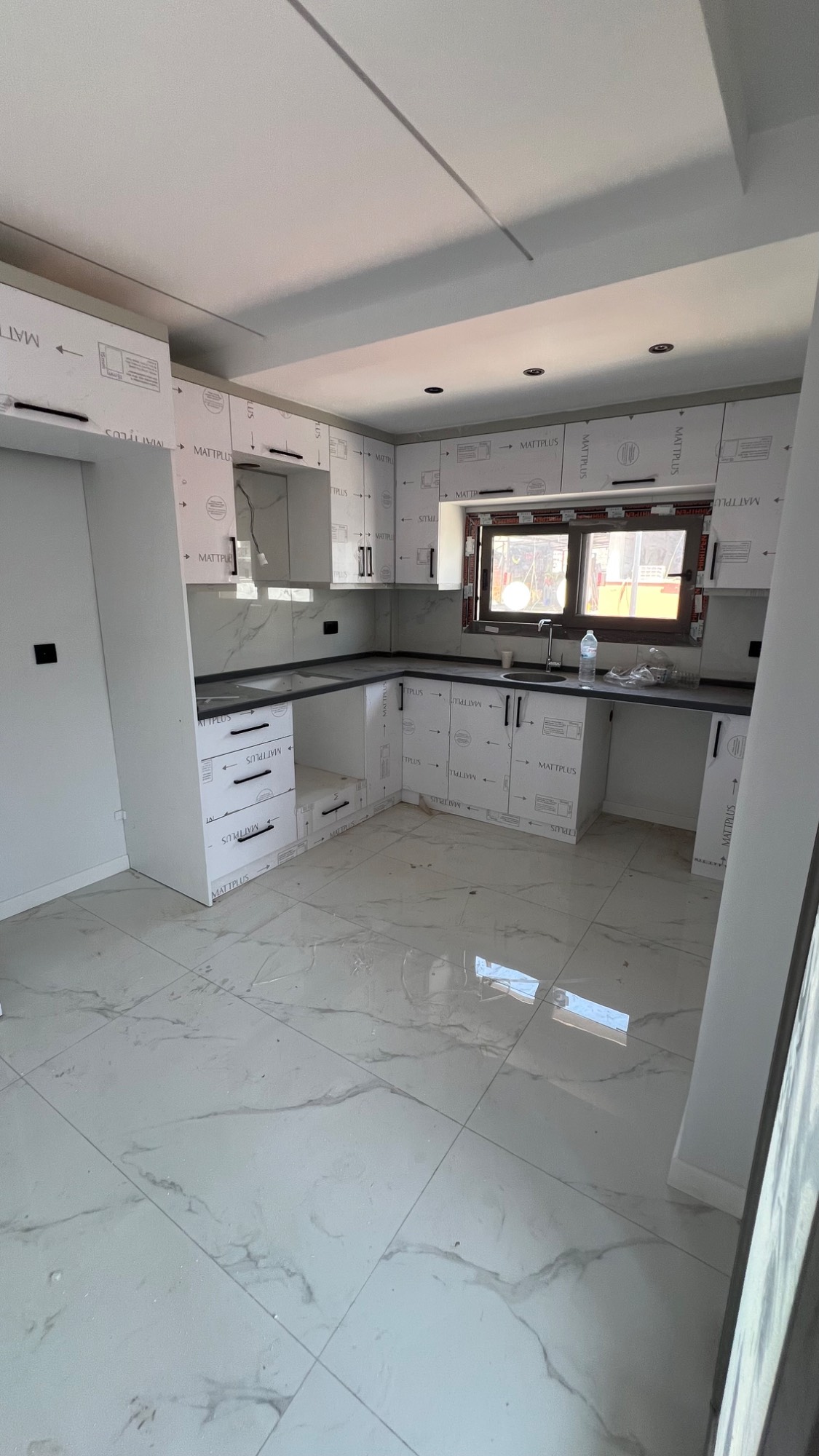 TURGUTLU SATILIK YEDİ EYLÜL MAH SIFIR ARA KAT 3+1 DAİRE