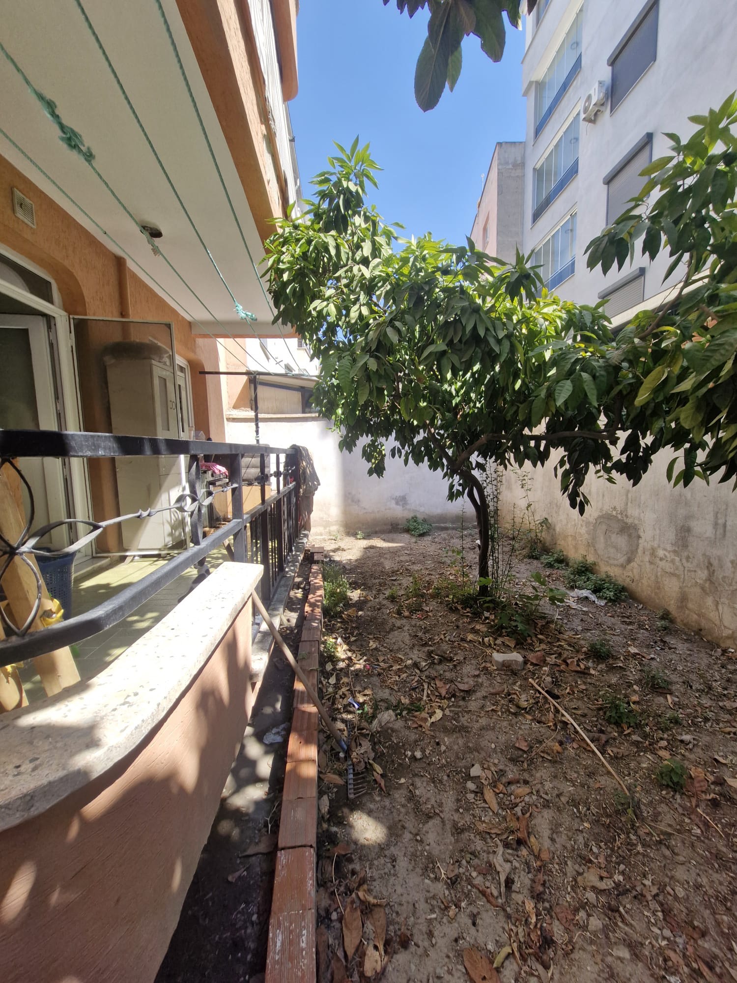 TURGUTLU SATILIK ACARLAR MAH YÜKSEK ZEMİN 3+1 DOĞALGAZLI