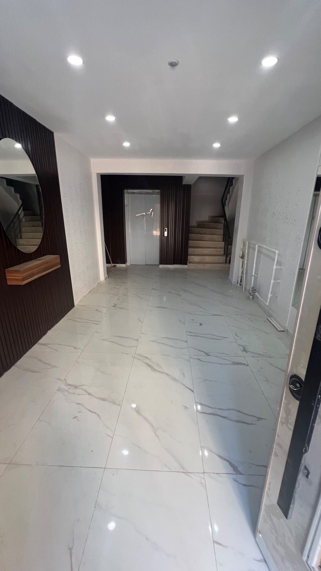 TURGUTLU SATILIK SUBAŞI MAH ARKA KAT ASANSÖRLÜ 2 + 1 DAİRE