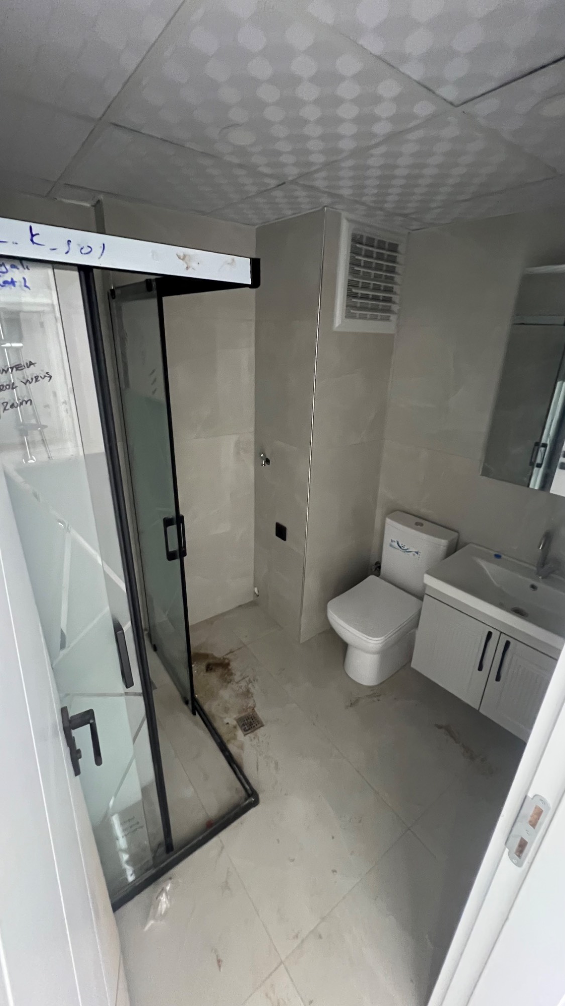 TURGUTLU SATILIK SUBAŞI MAH ARKA KAT ASANSÖRLÜ 2 + 1 DAİRE