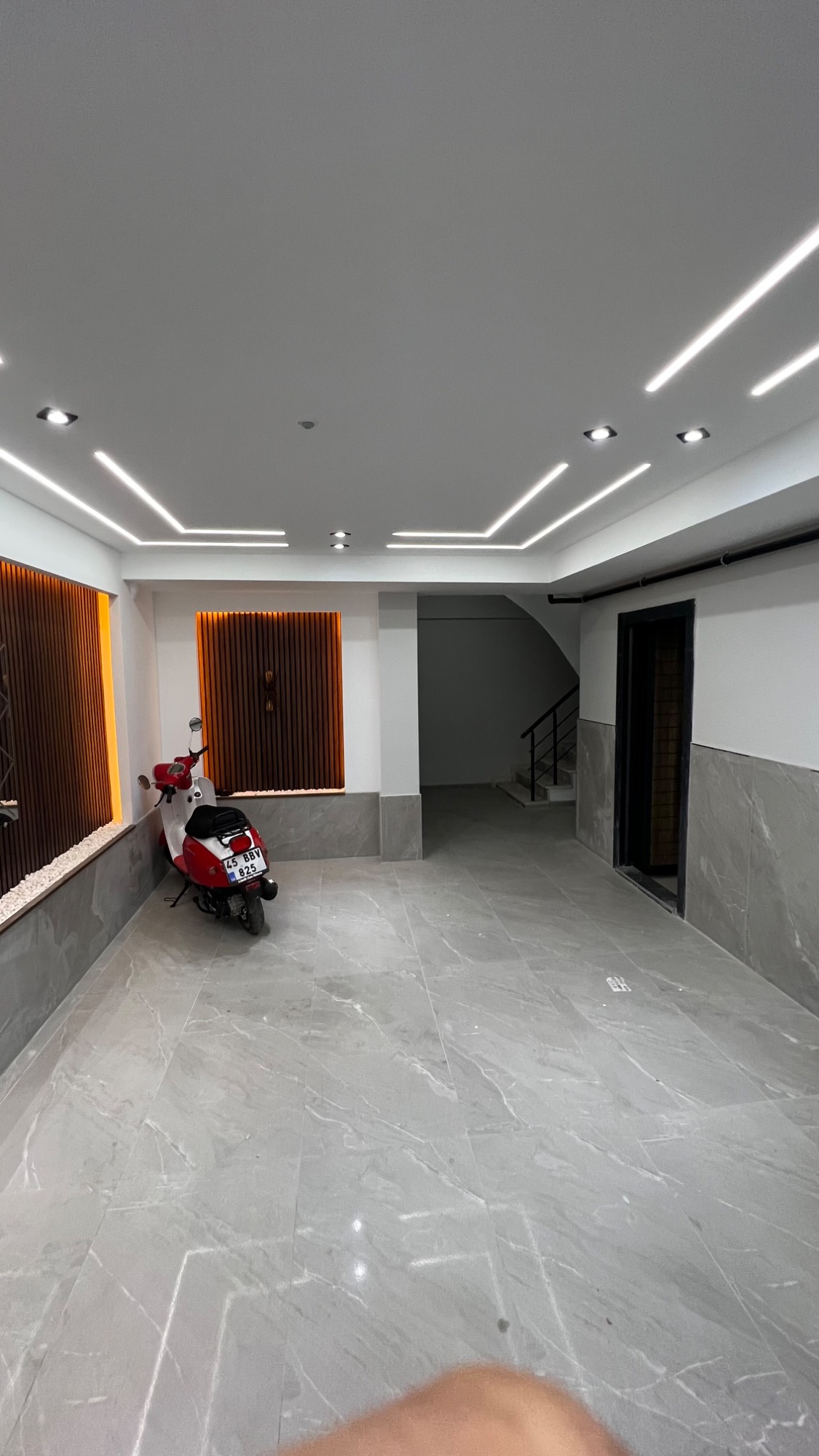 TURGUTLU SATILIK SELVİLİTEPE MAH SELVİTEPE MUSAL YAKINI 2+1 AÇIK MUTFAK SIFIR DAİRE