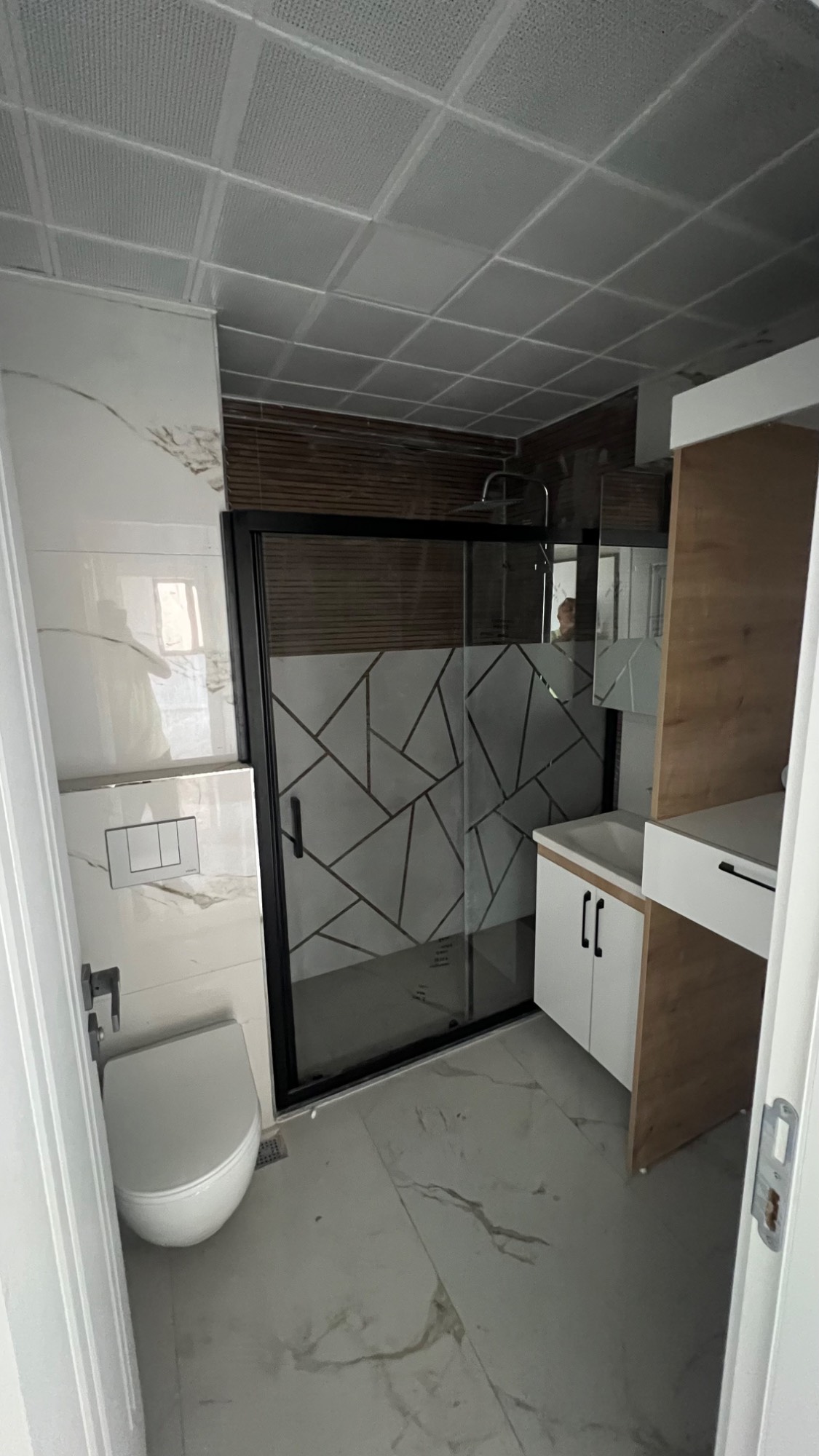 TURGUTLU SATILIK SELVİLİTEPE MAH SELVİTEPE MUSAL YAKINI 2+1 AÇIK MUTFAK SIFIR DAİRE