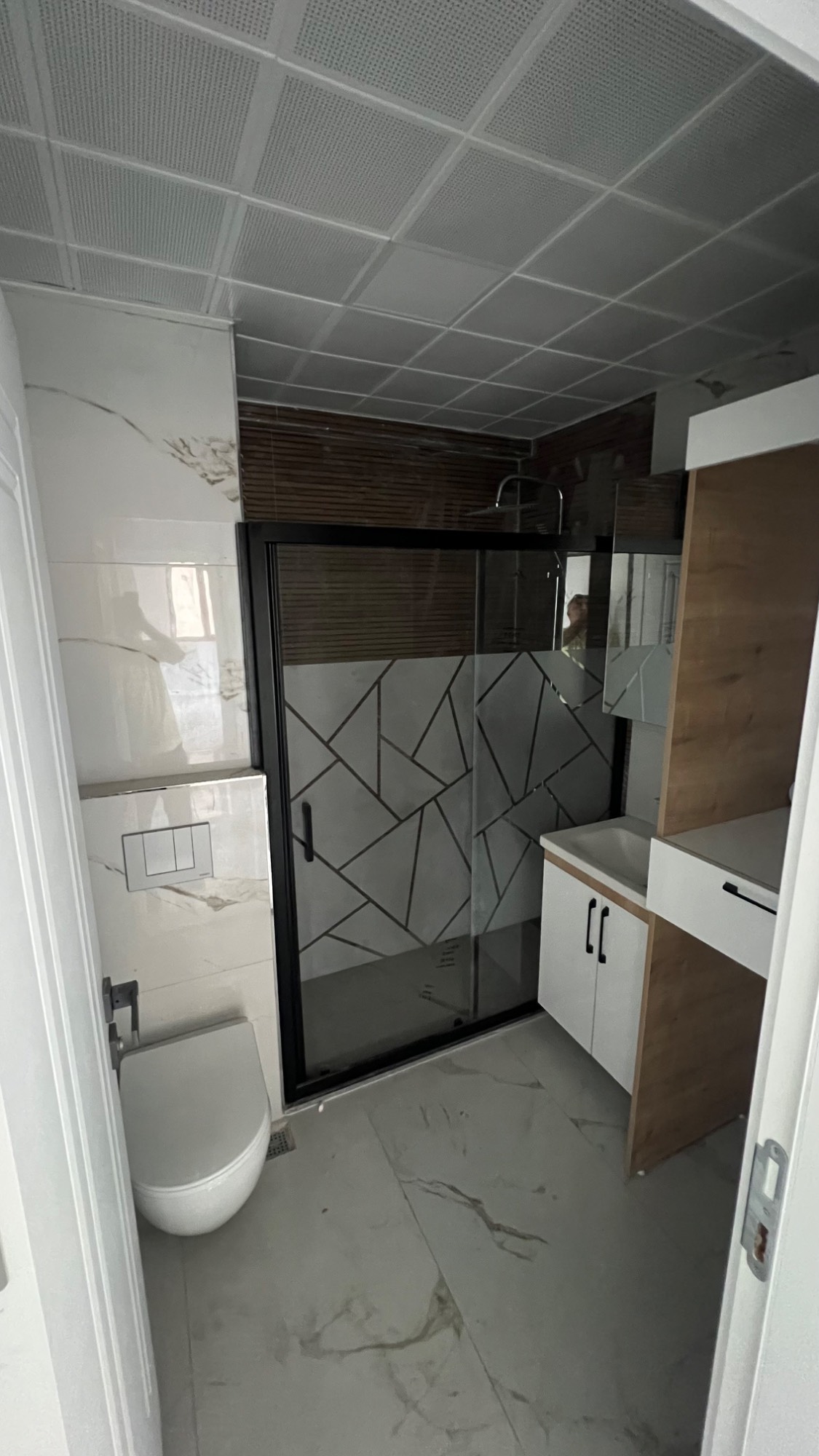 TURGUTLU SATILIK SELVİLİTEPE MAH SELVİTEPE MUSAL YAKINI 2+1 AÇIK MUTFAK SIFIR DAİRE