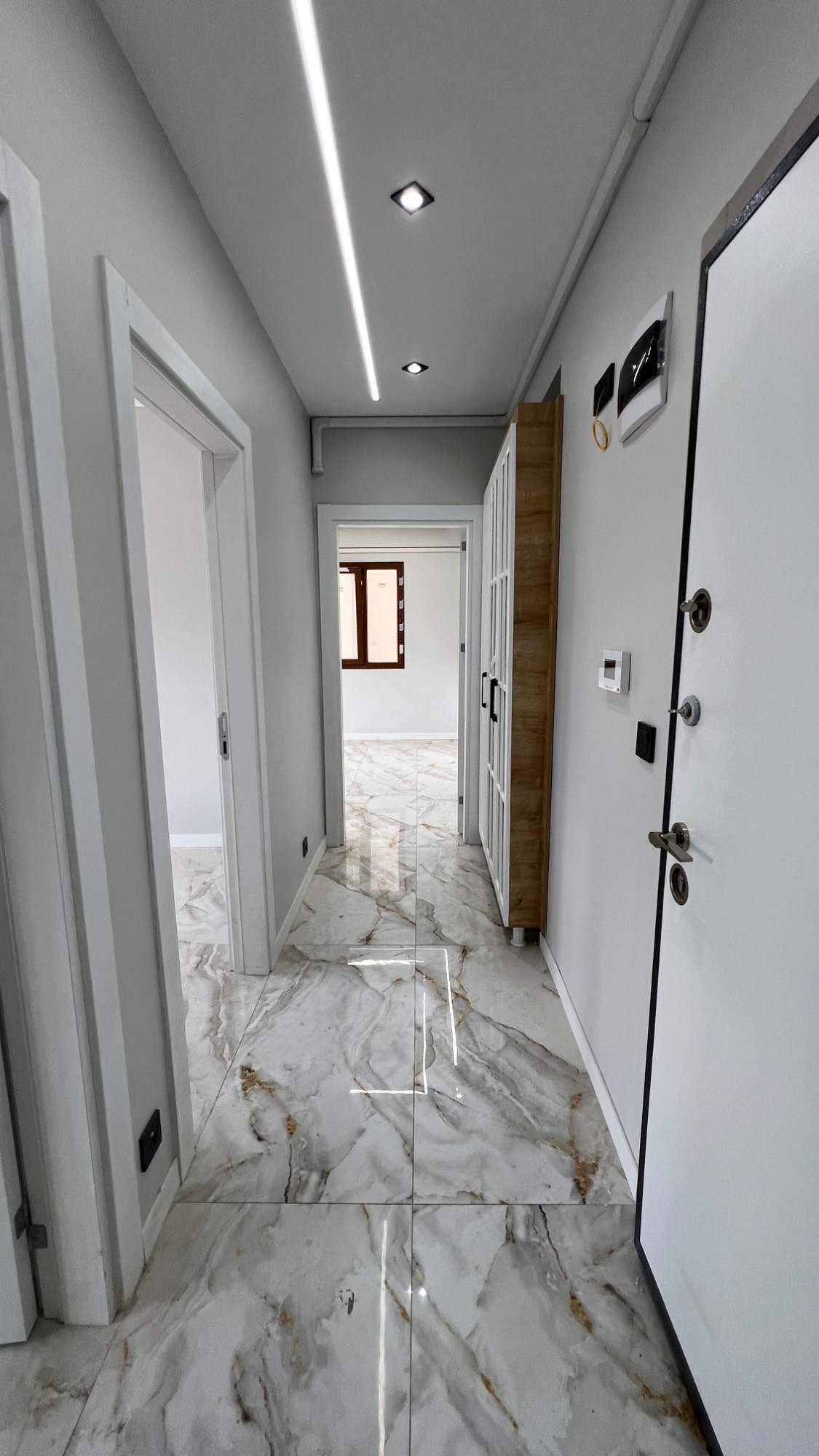 TURGUTLU SATILIK SELVİLİTEPE MAH SELVİTEPE MUSAL YAKINI 2+1 AÇIK MUTFAK SIFIR DAİRE
