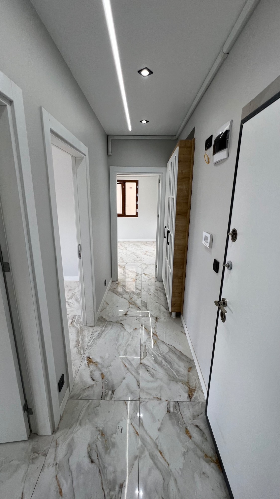 TURGUTLU SATILIK SELVİLİTEPE MAH SELVİTEPE MUSAL YAKINI 2+1 AÇIK MUTFAK SIFIR DAİRE