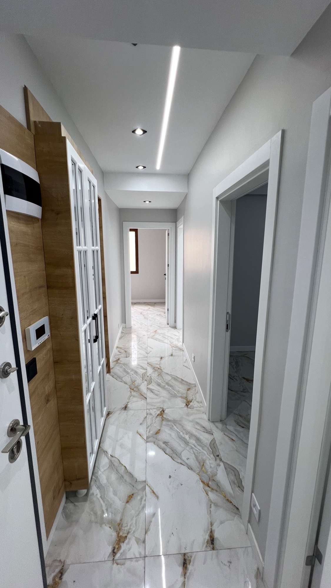 TURGUTLU SATILIK SELVİLİTEPE MAH SELVİTEPE MUSAL YAKINI 95 M2 2+1 SIFIR DAİRE