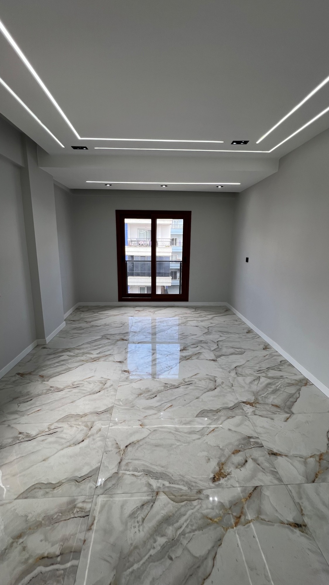 TURGUTLU SATILIK SELVİLİTEPE MAH SELVİTEPE MUSAL YAKINI 95 M2 2+1 SIFIR DAİRE