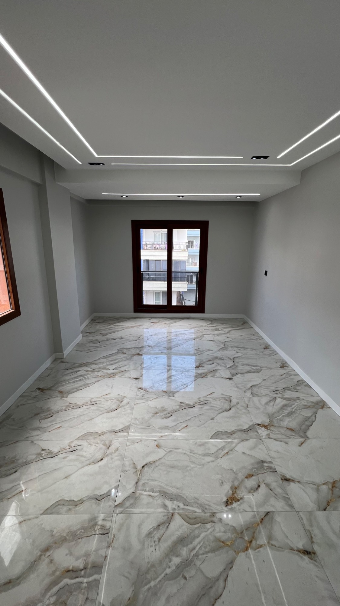 TURGUTLU SATILIK SELVİLİTEPE MAH SELVİTEPE MUSAL YAKINI 95 M2 2+1 SIFIR DAİRE