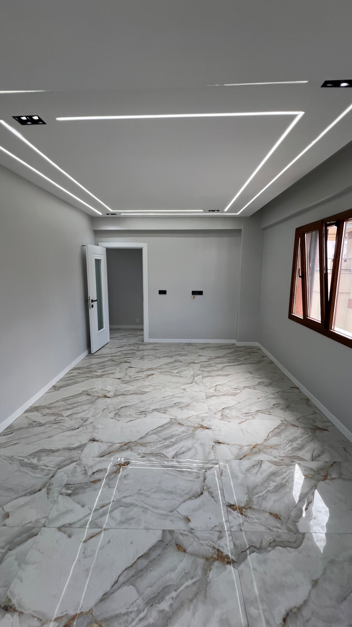 TURGUTLU SATILIK SELVİLİTEPE MAH SELVİTEPE MUSAL YAKINI 95 M2 2+1 SIFIR DAİRE