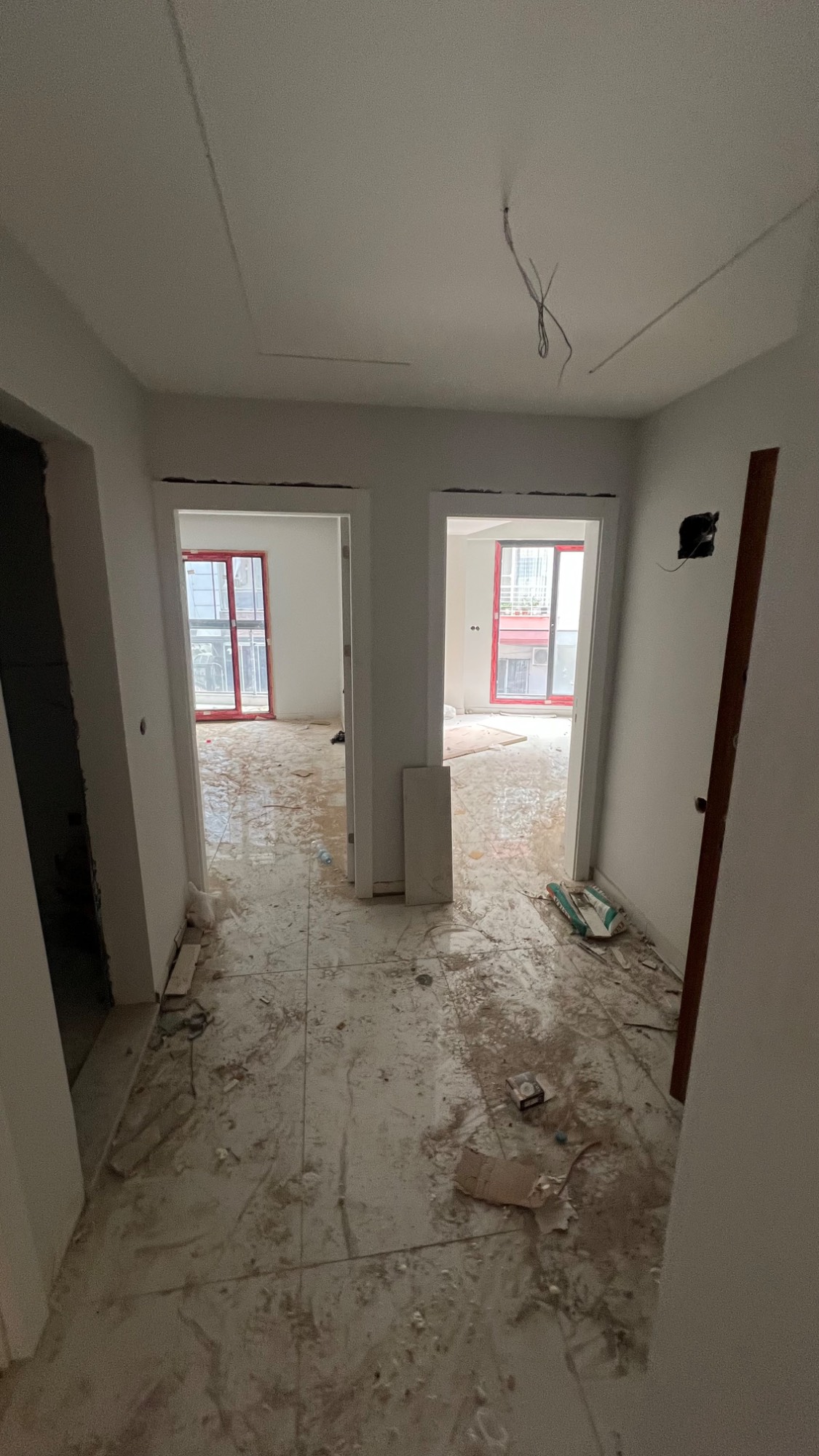 TURGUTLU SATILIK YENİ MAH 2+1 105 M2 OTOPARK+ASANSÖRLÜ