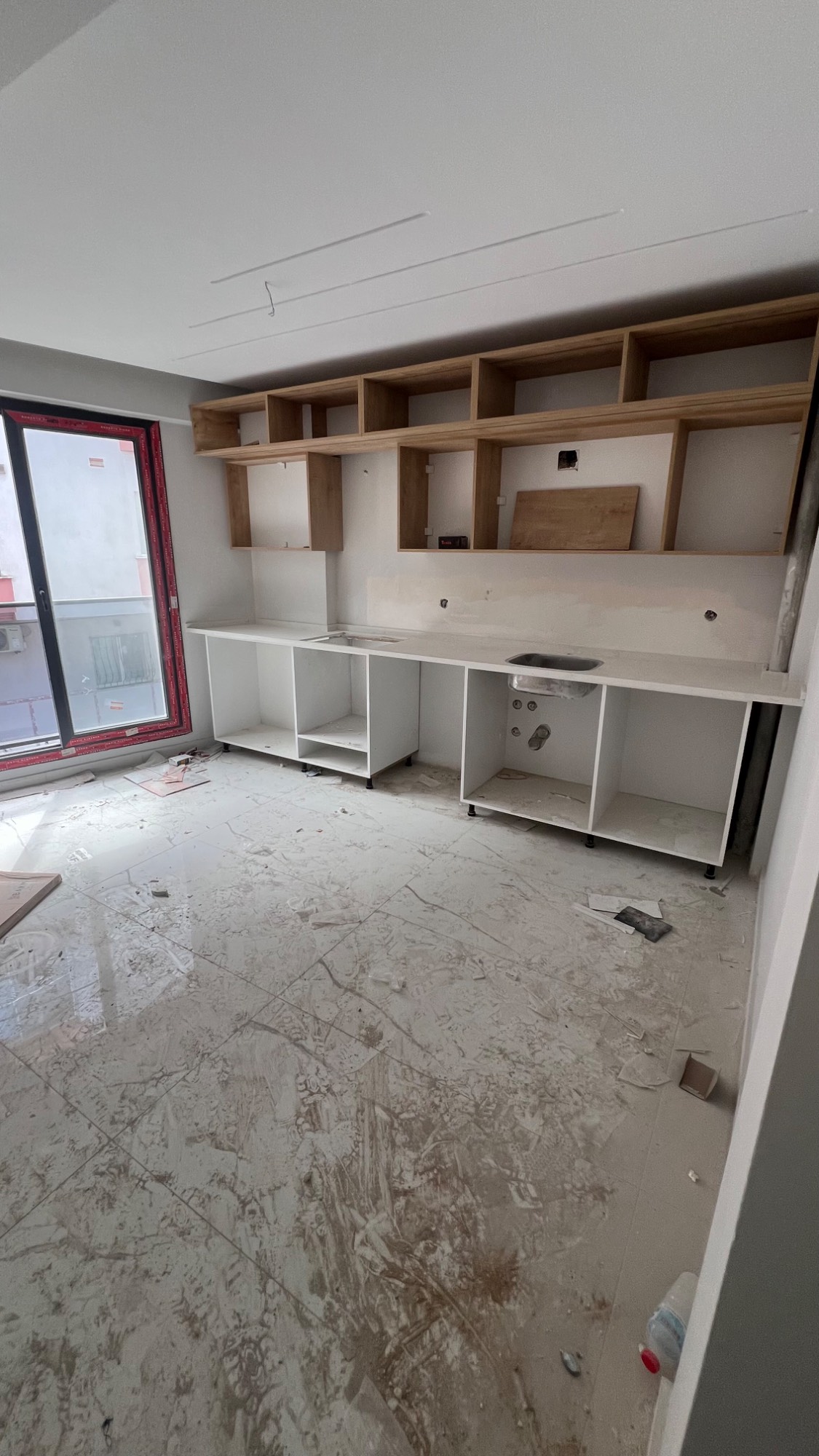 TURGUTLU SATILIK YENİ MAH 2+1 105 M2 OTOPARK+ASANSÖRLÜ