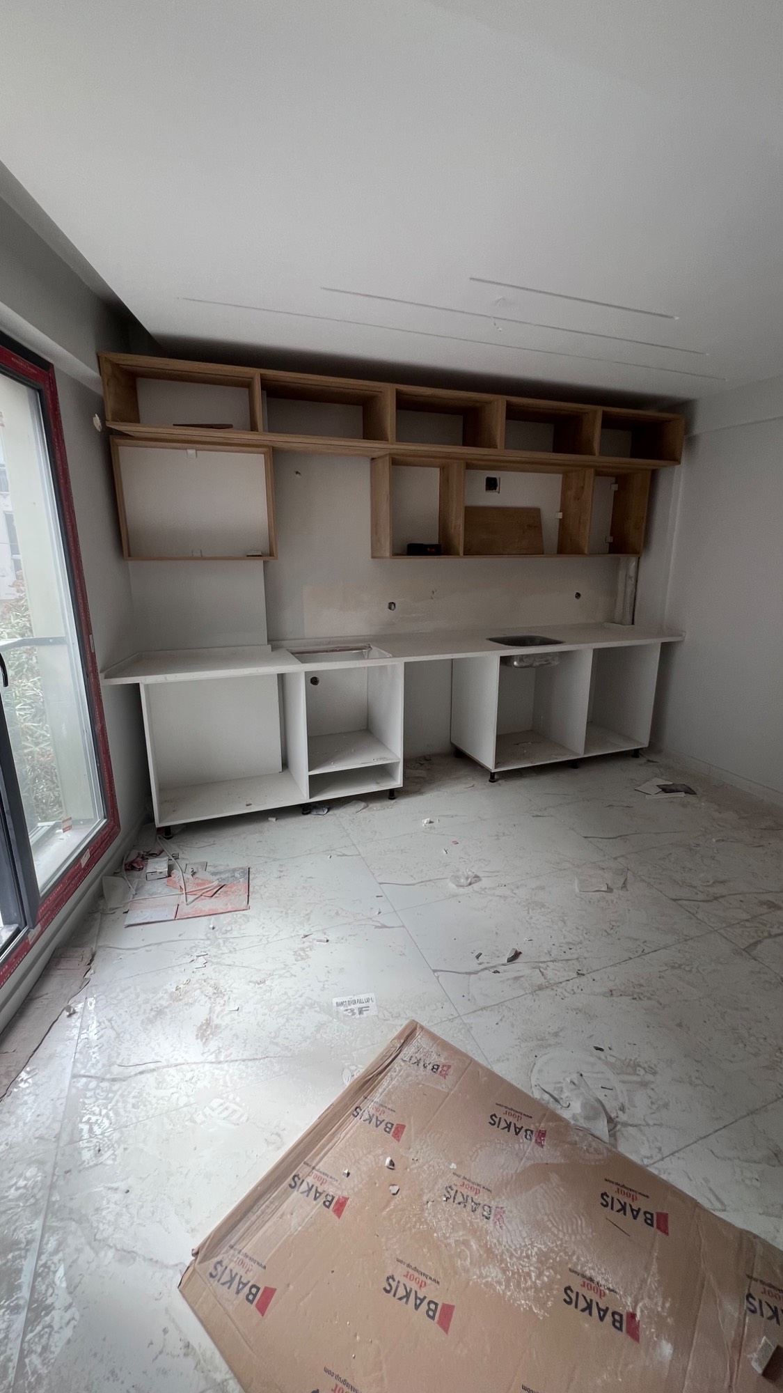 TURGUTLU SATILIK YENİ MAH 2+1 105 M2 OTOPARK+ASANSÖRLÜ
