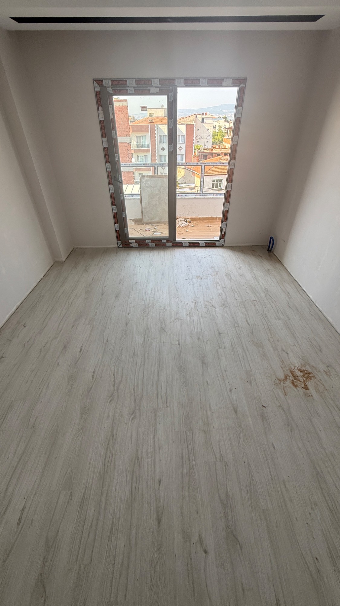 TURGUTLU SATILIK ATATÜRK MAH PAZARTESİ PAZARI YAKINI 2+1 SIFIR ARA KAT DAİRE