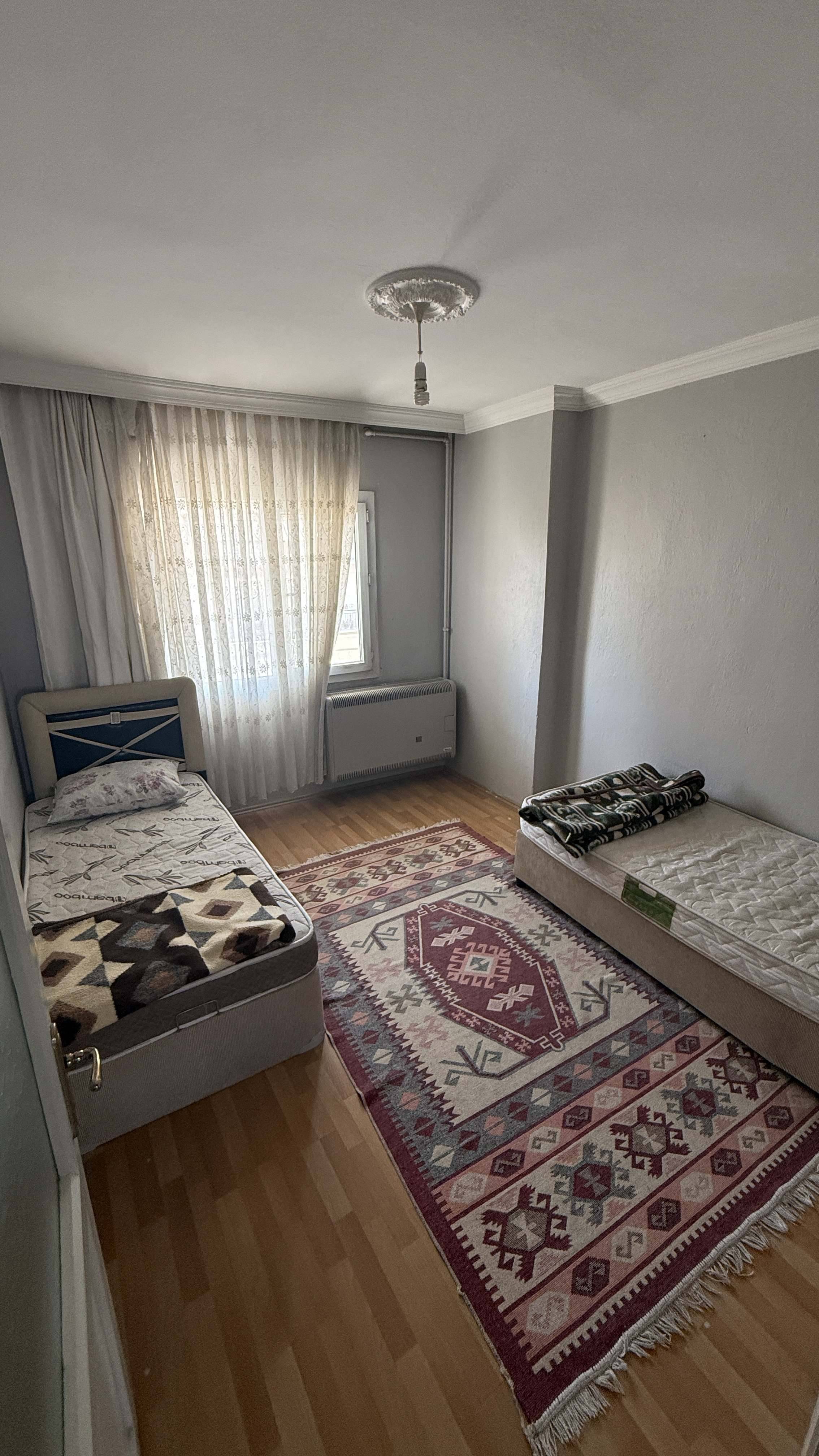 TURGUTLU KİRALIK ŞEHİTLER MAH 2+1 EŞYALI DAİRE